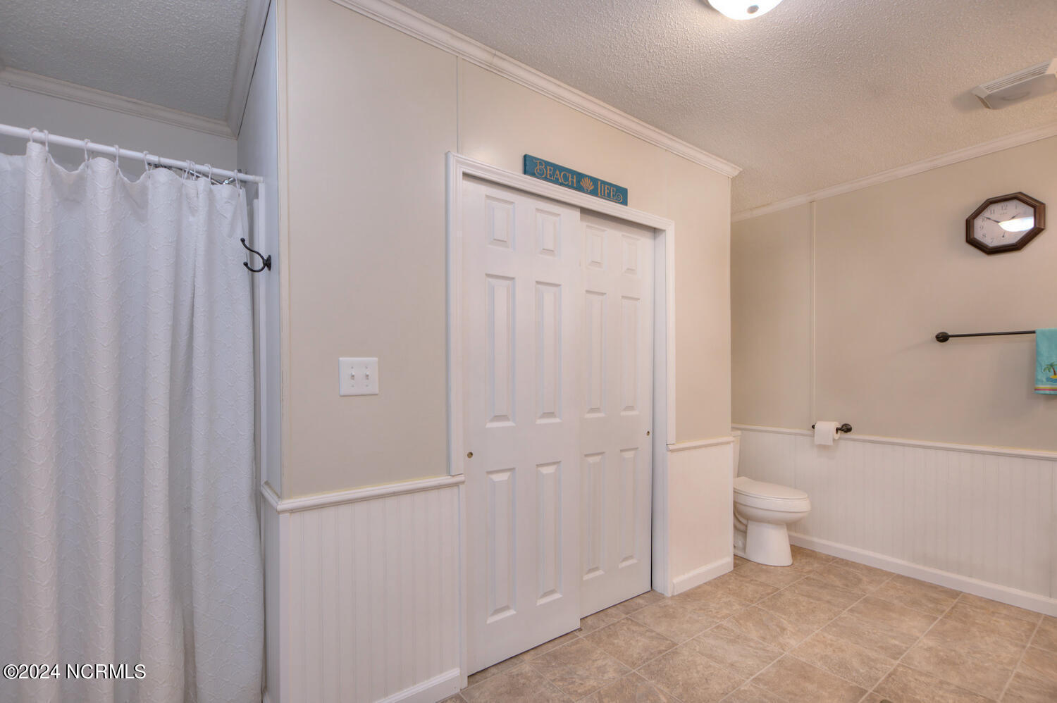 4225 Main Sail Street Property Photo 20