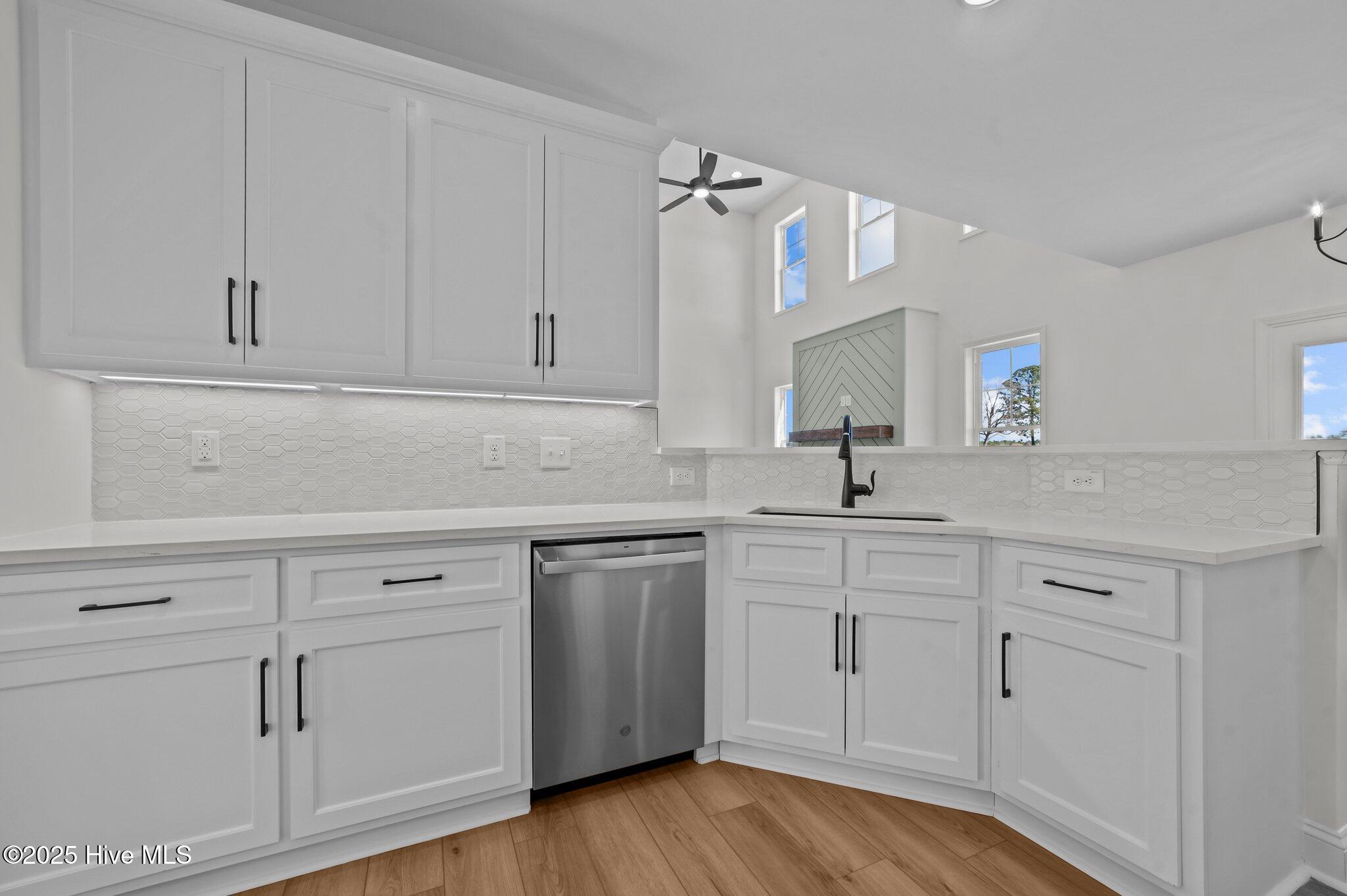 5113 Willows Edge Drive Property Photo 8