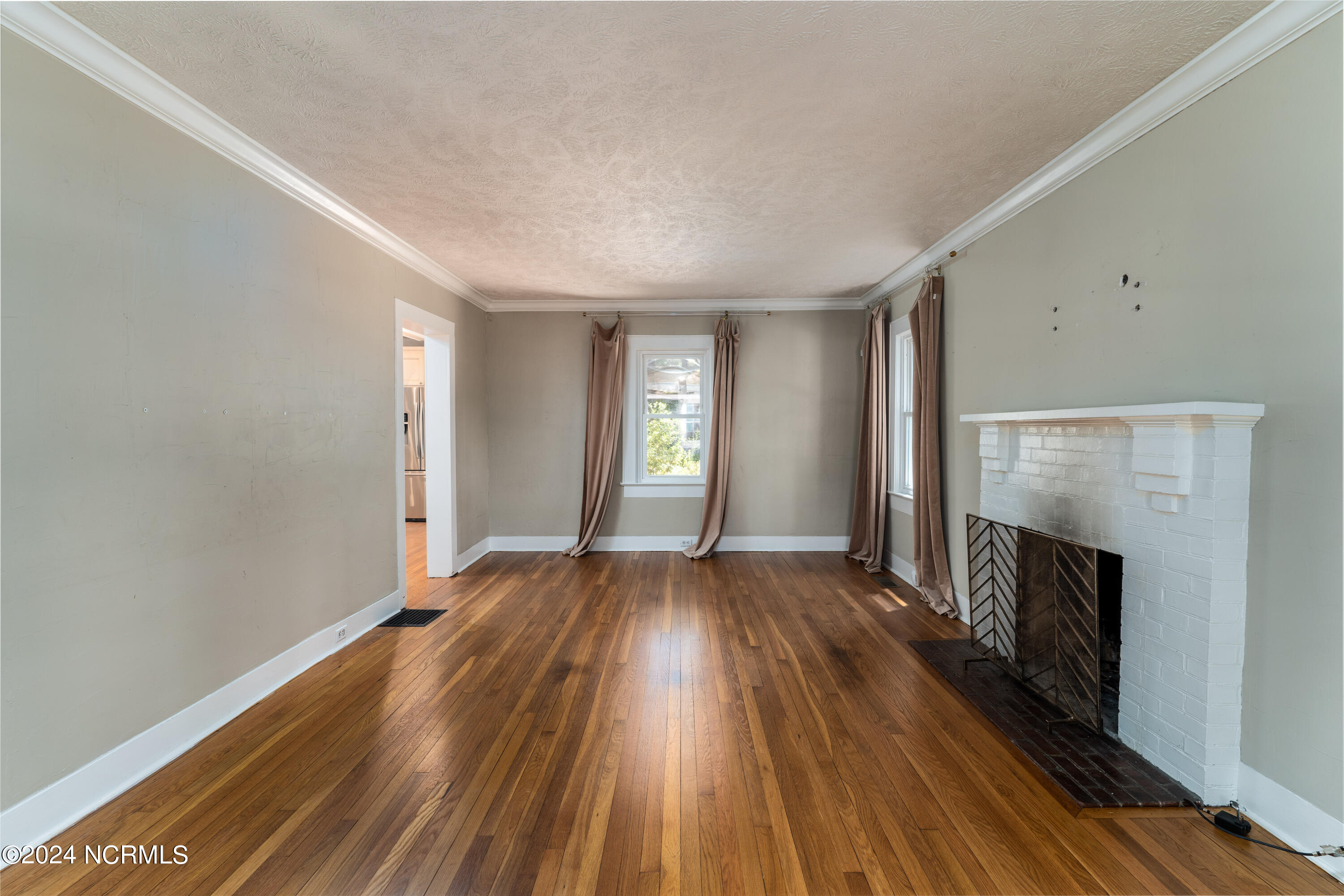 195 S Ridge Street Property Photo 7