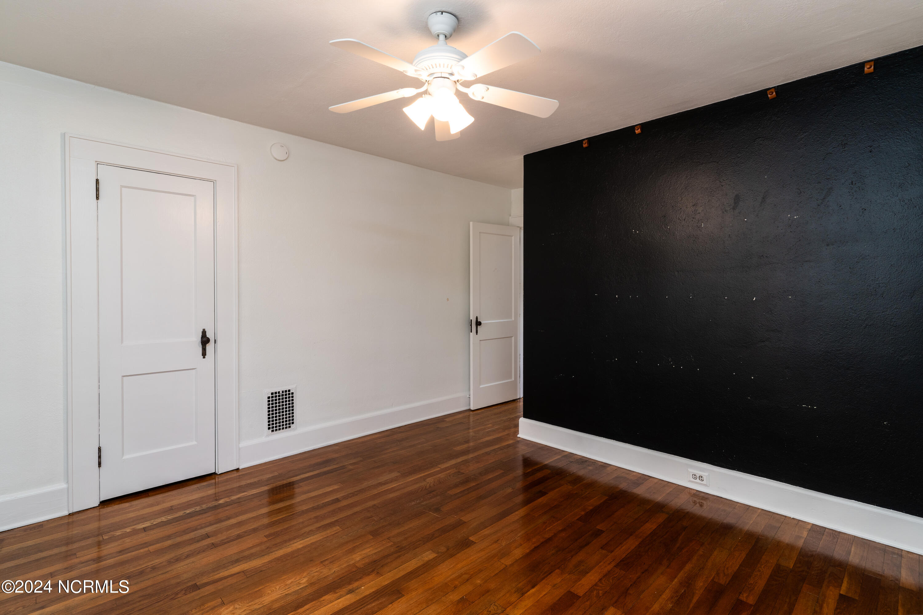 195 S Ridge Street Property Photo 35