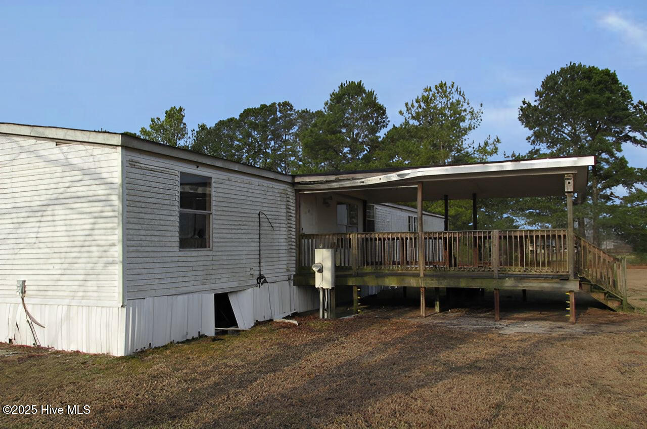 411 Carlonie Drive Property Photo 2