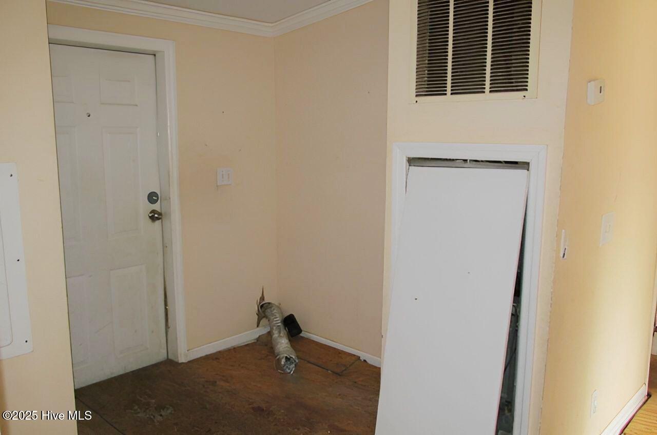 411 Carlonie Drive Property Photo 9