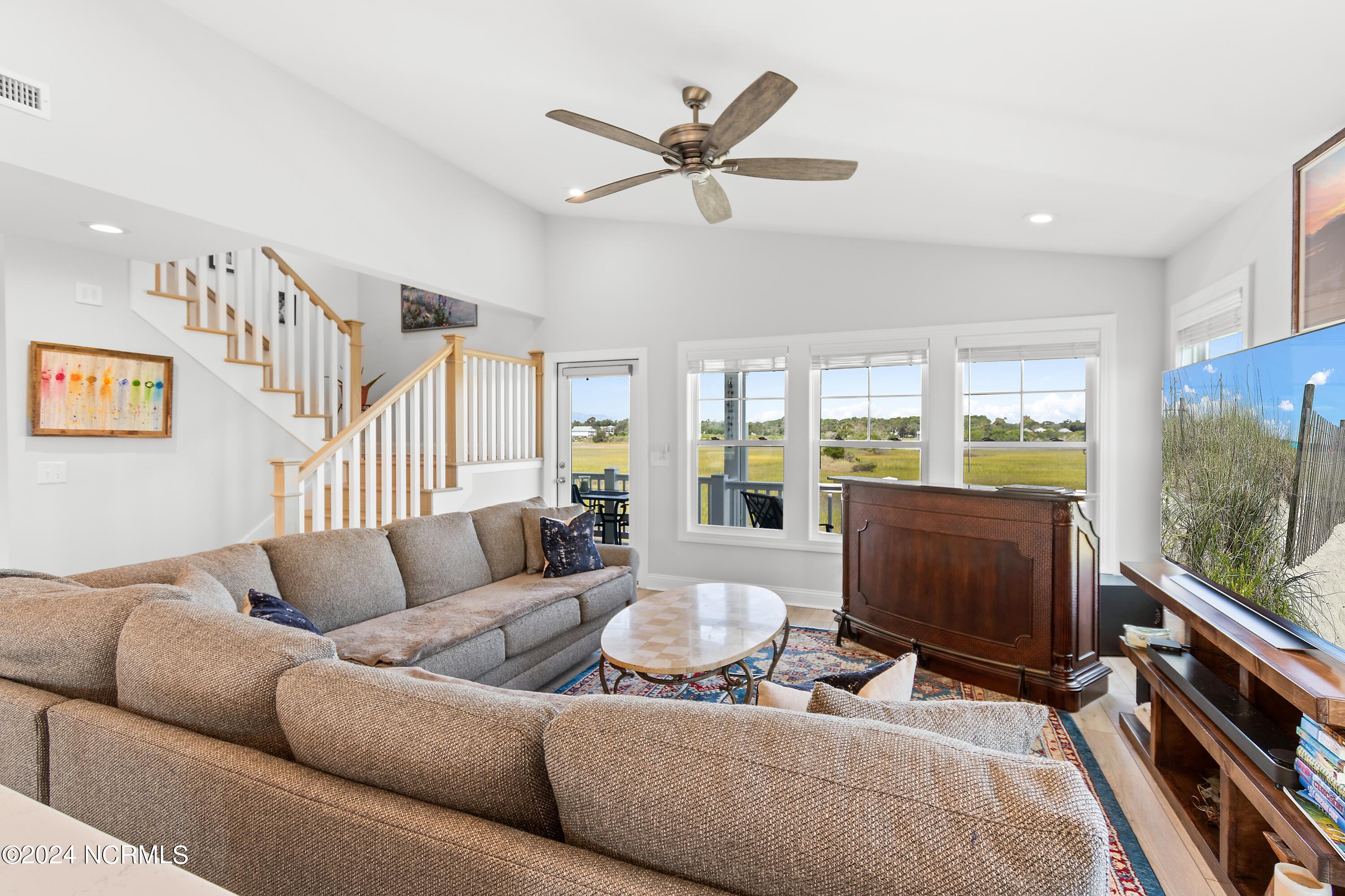 518 Ocean Boulevard Property Photo 17