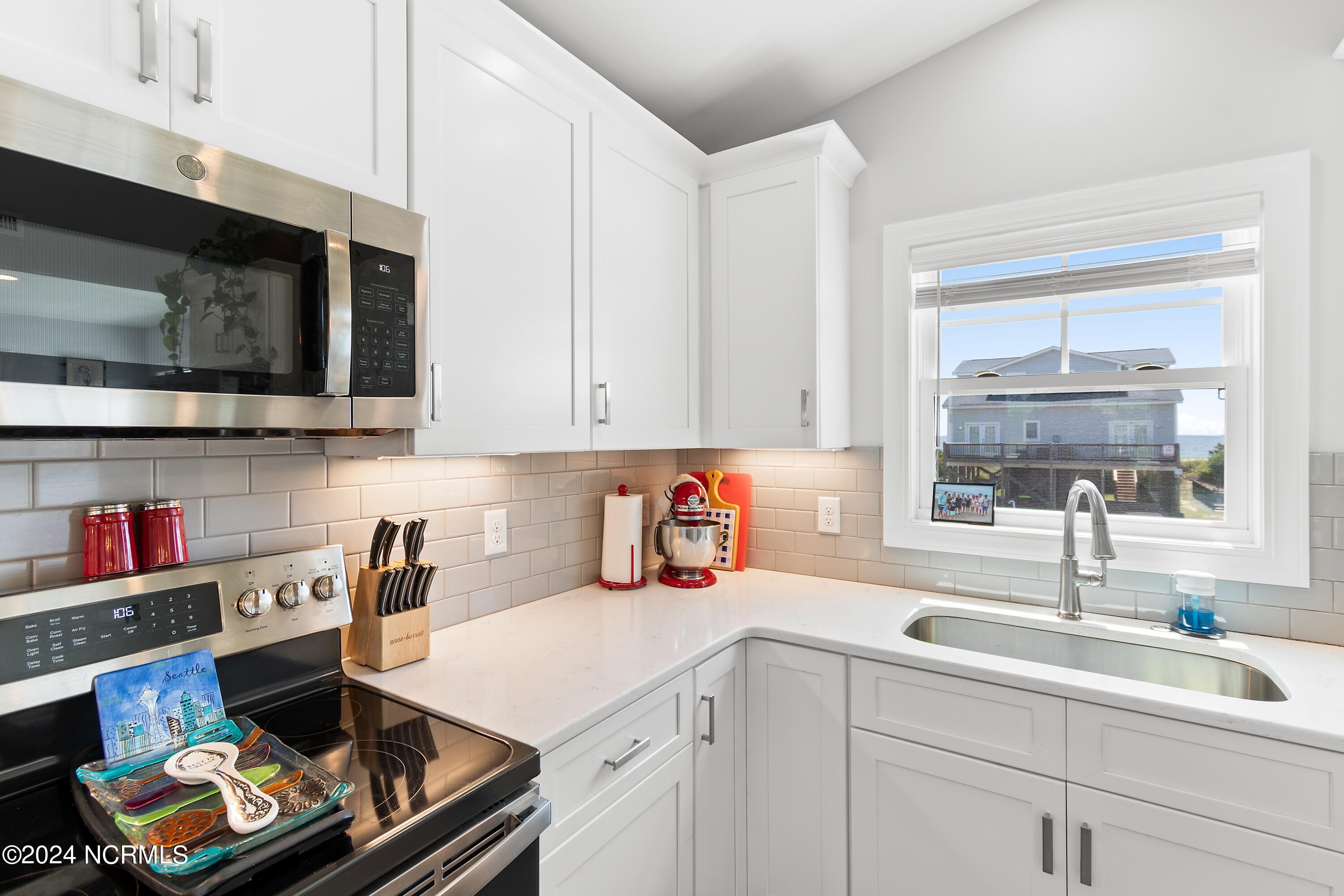 518 Ocean Boulevard Property Photo 18