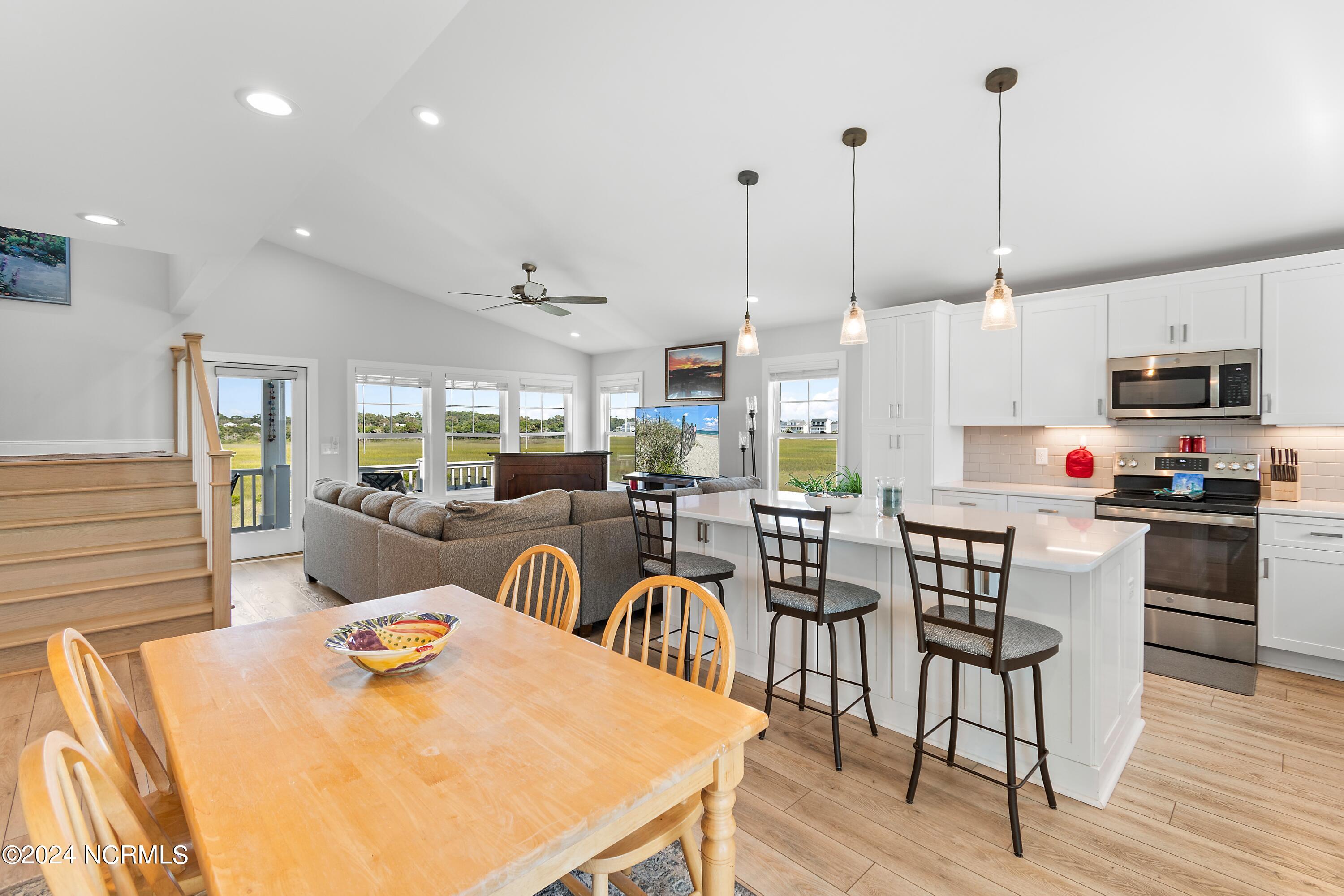 518 Ocean Boulevard Property Photo 22