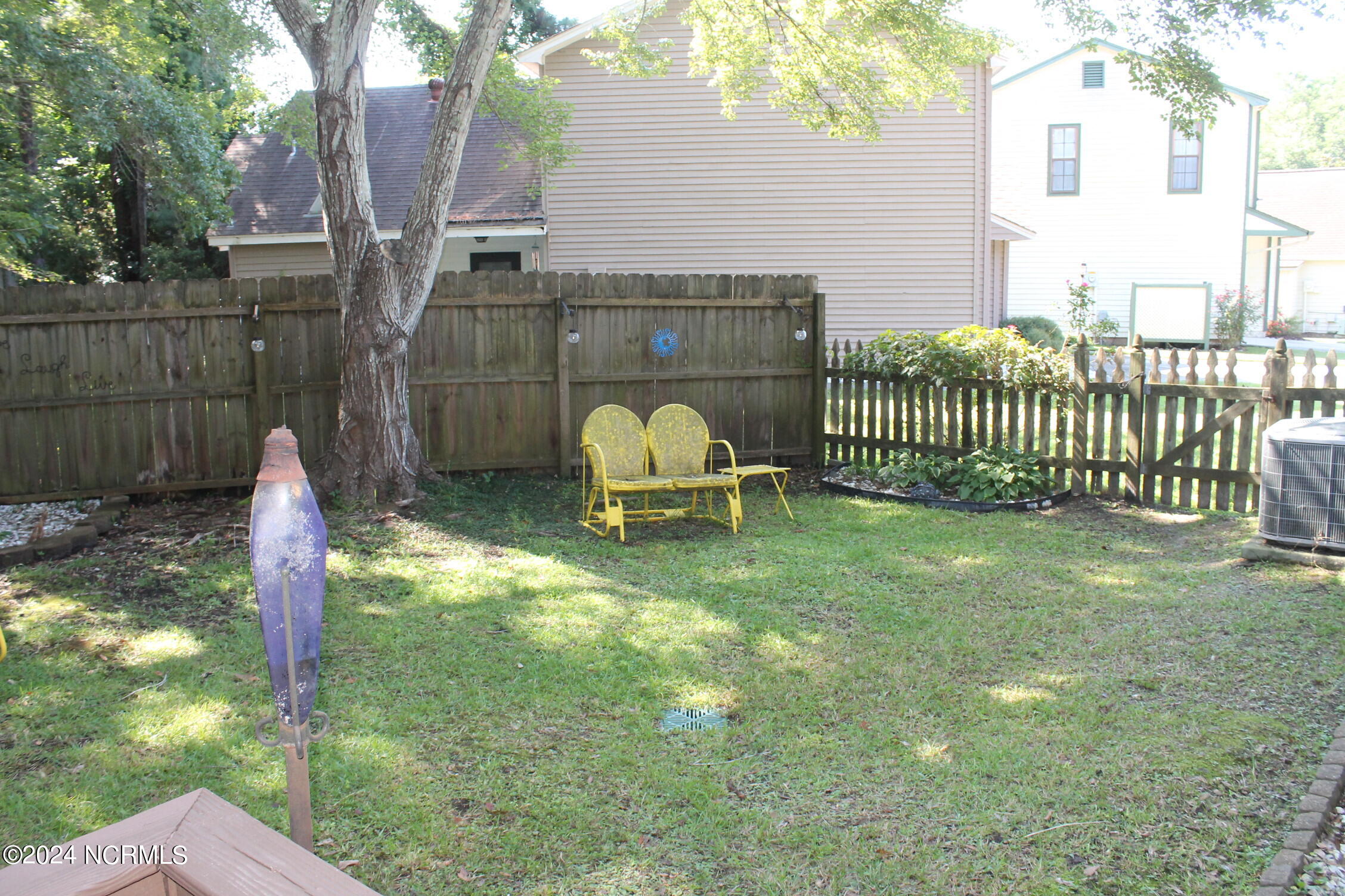 1050 Valley Drive Property Photo 8