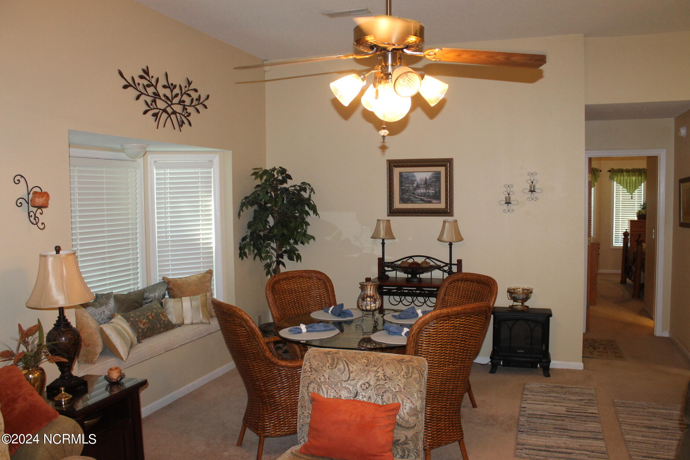 1050 Valley Drive Property Photo 16
