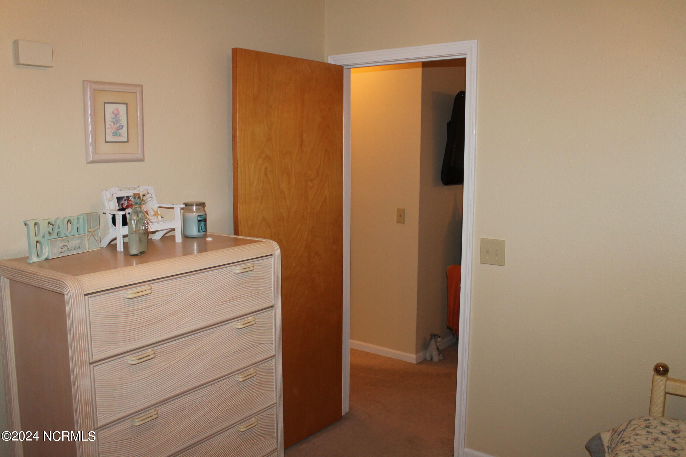 1050 Valley Drive Property Photo 33