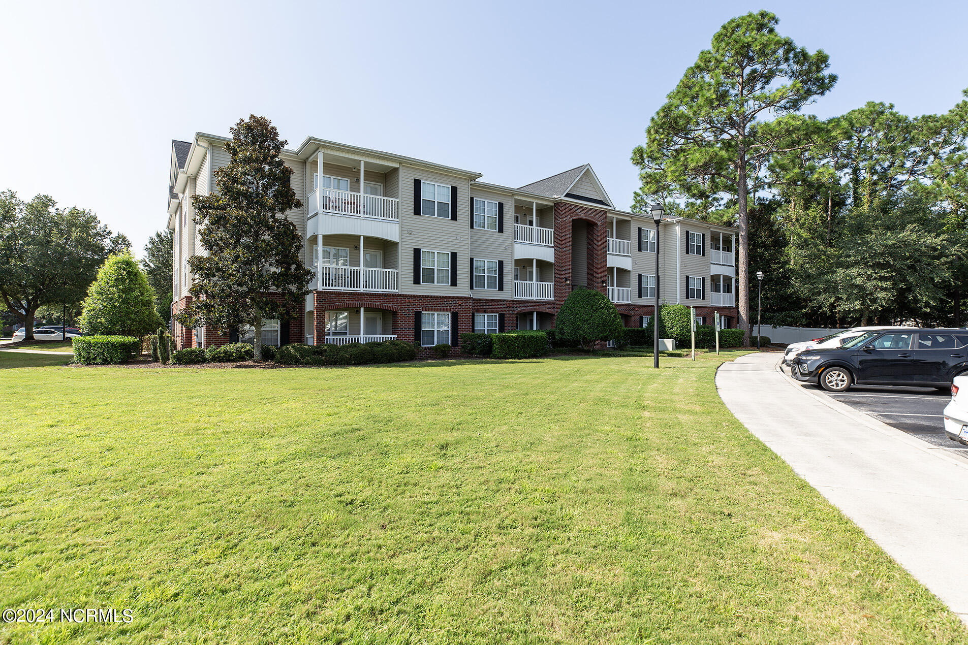 1500 Cadfel Court Unit 202 Property Photo 1