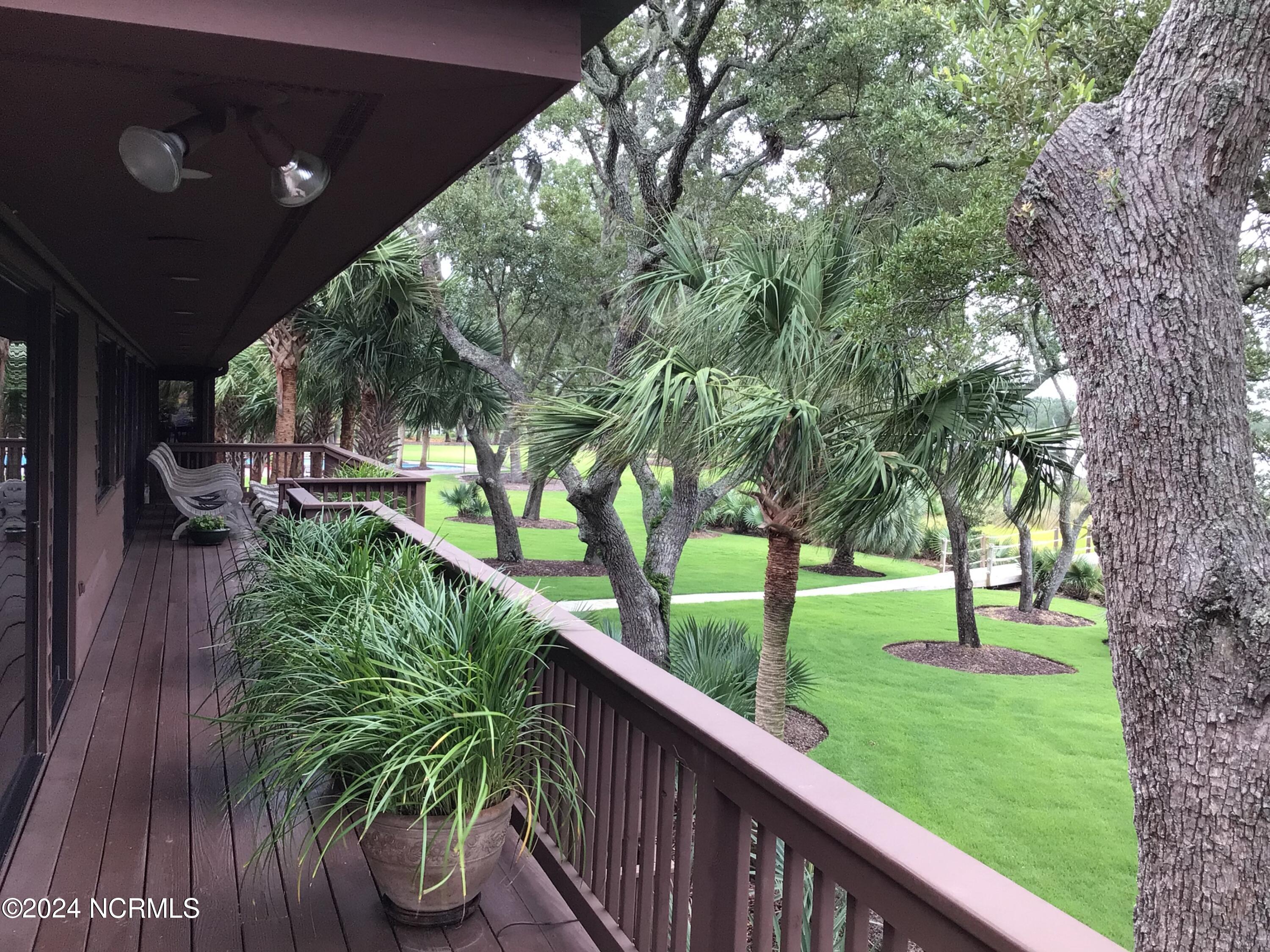7422 Sea Lilly Lane Property Photo 8