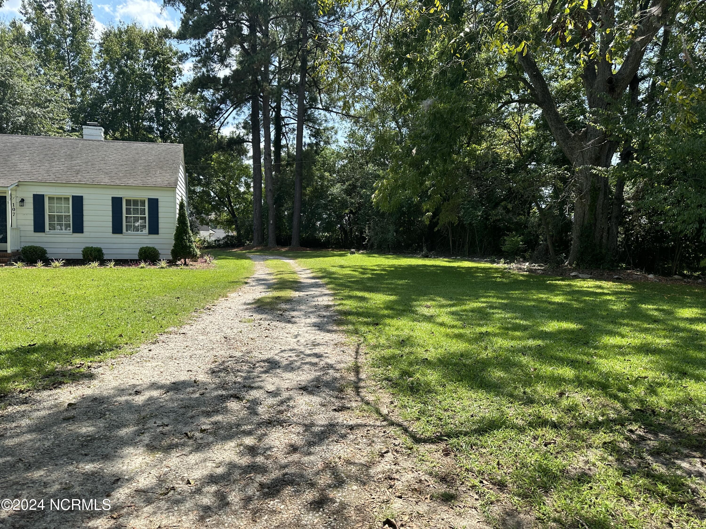 107 W Williamson Street Property Photo 2