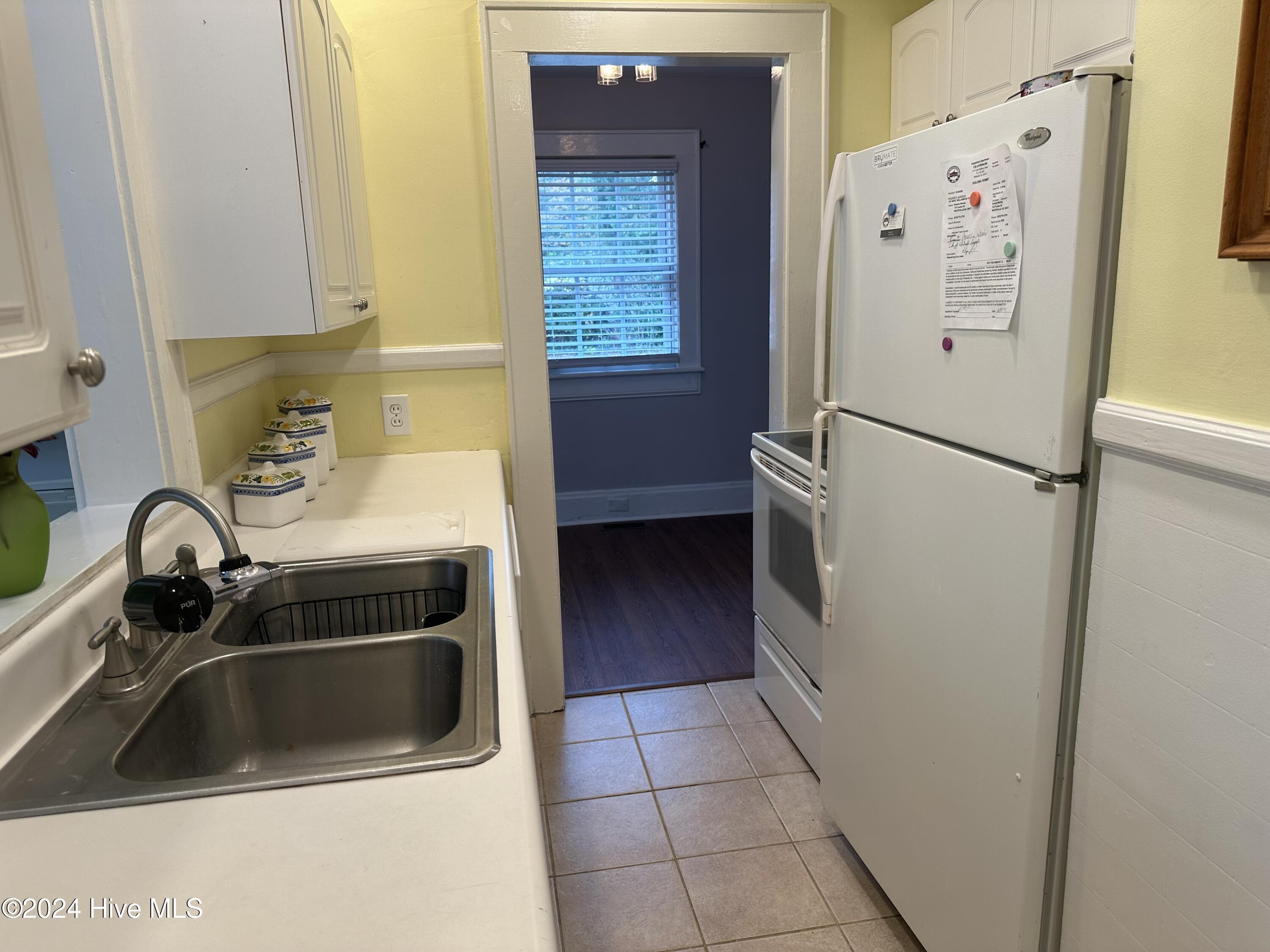 107 W Williamson Street Property Photo 3