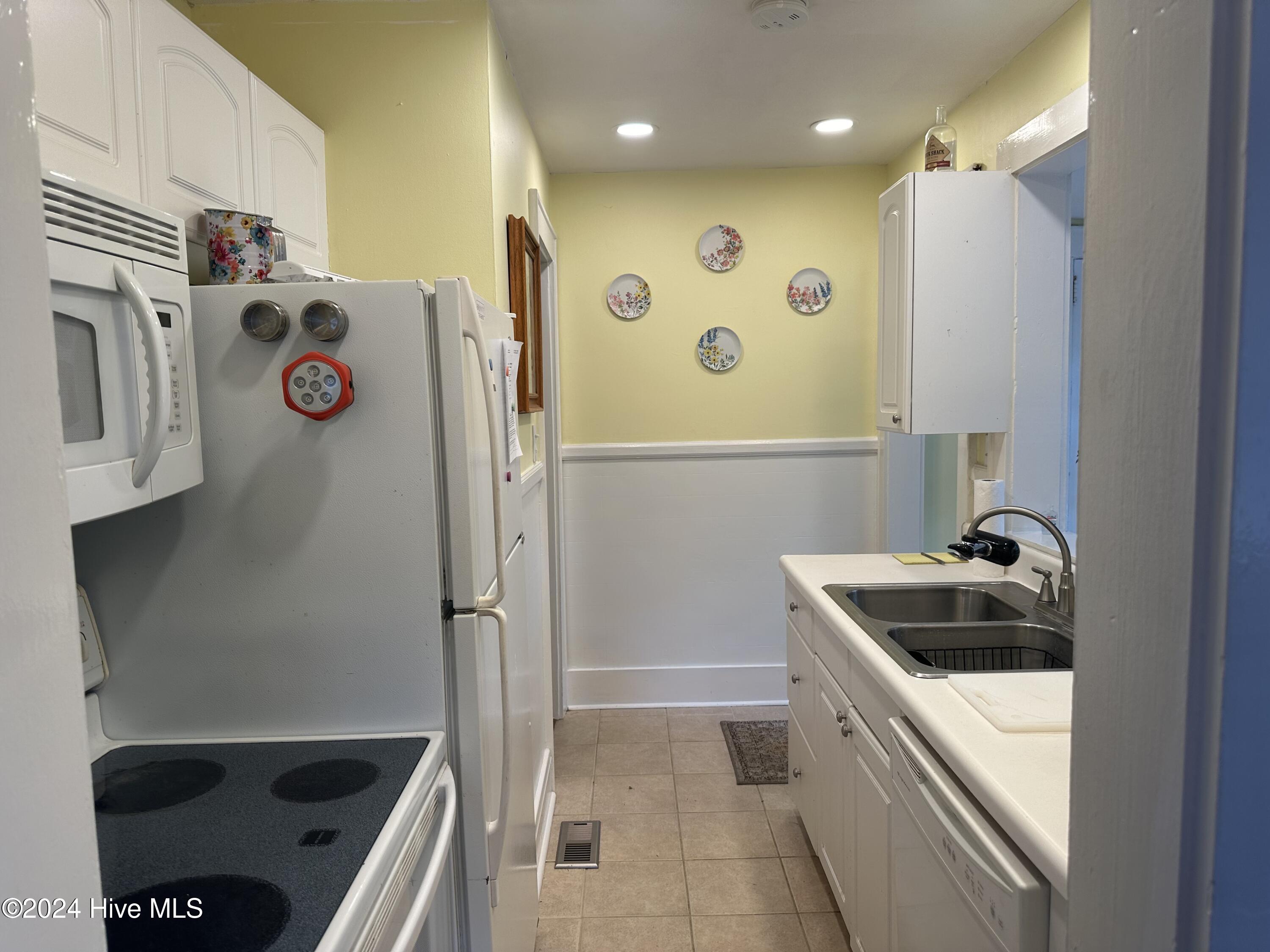 107 W Williamson Street Property Photo 4