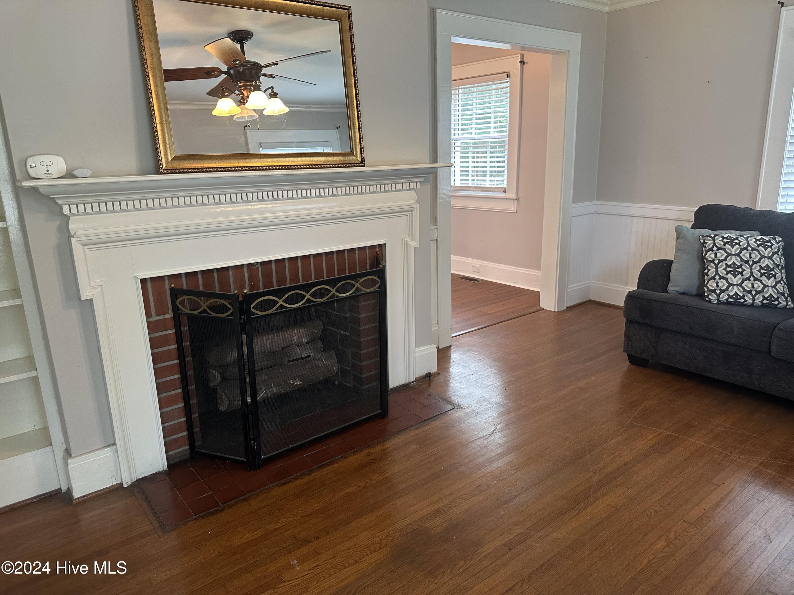 107 W Williamson Street Property Photo 18
