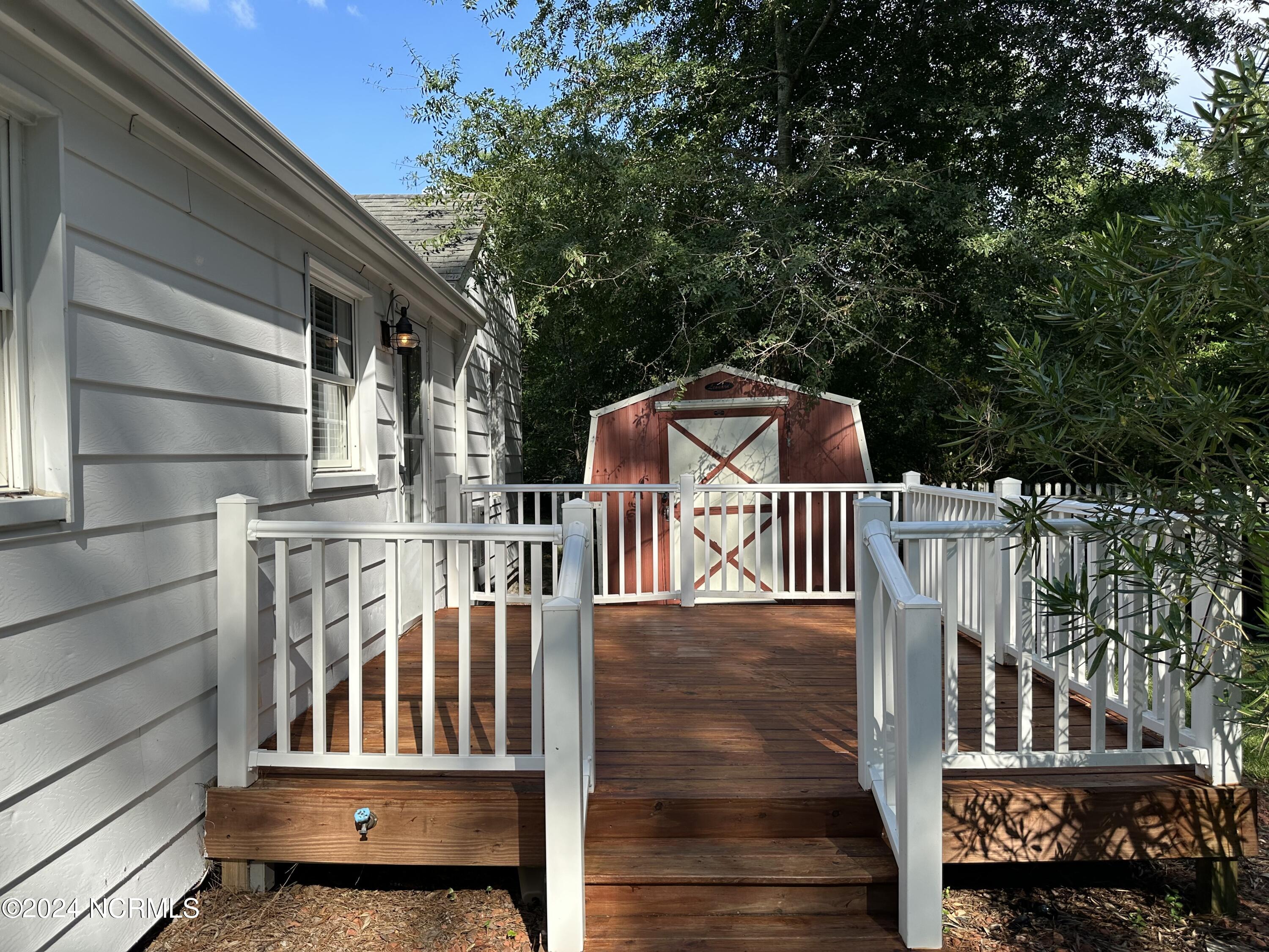 107 W Williamson Street Property Photo 28