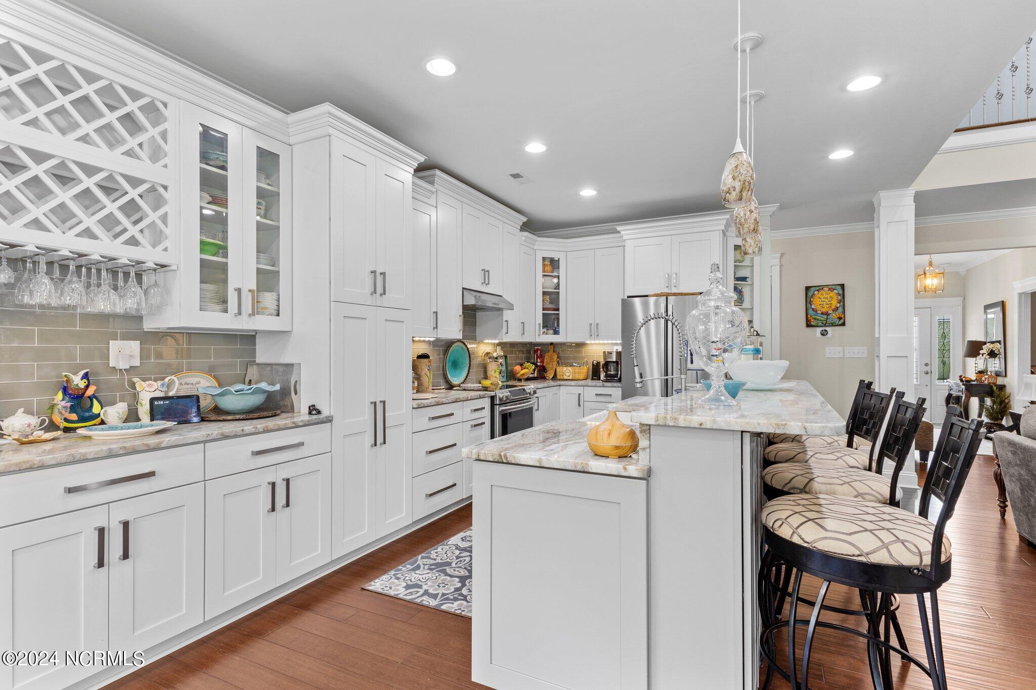 206 Quailwood Court Property Photo 11