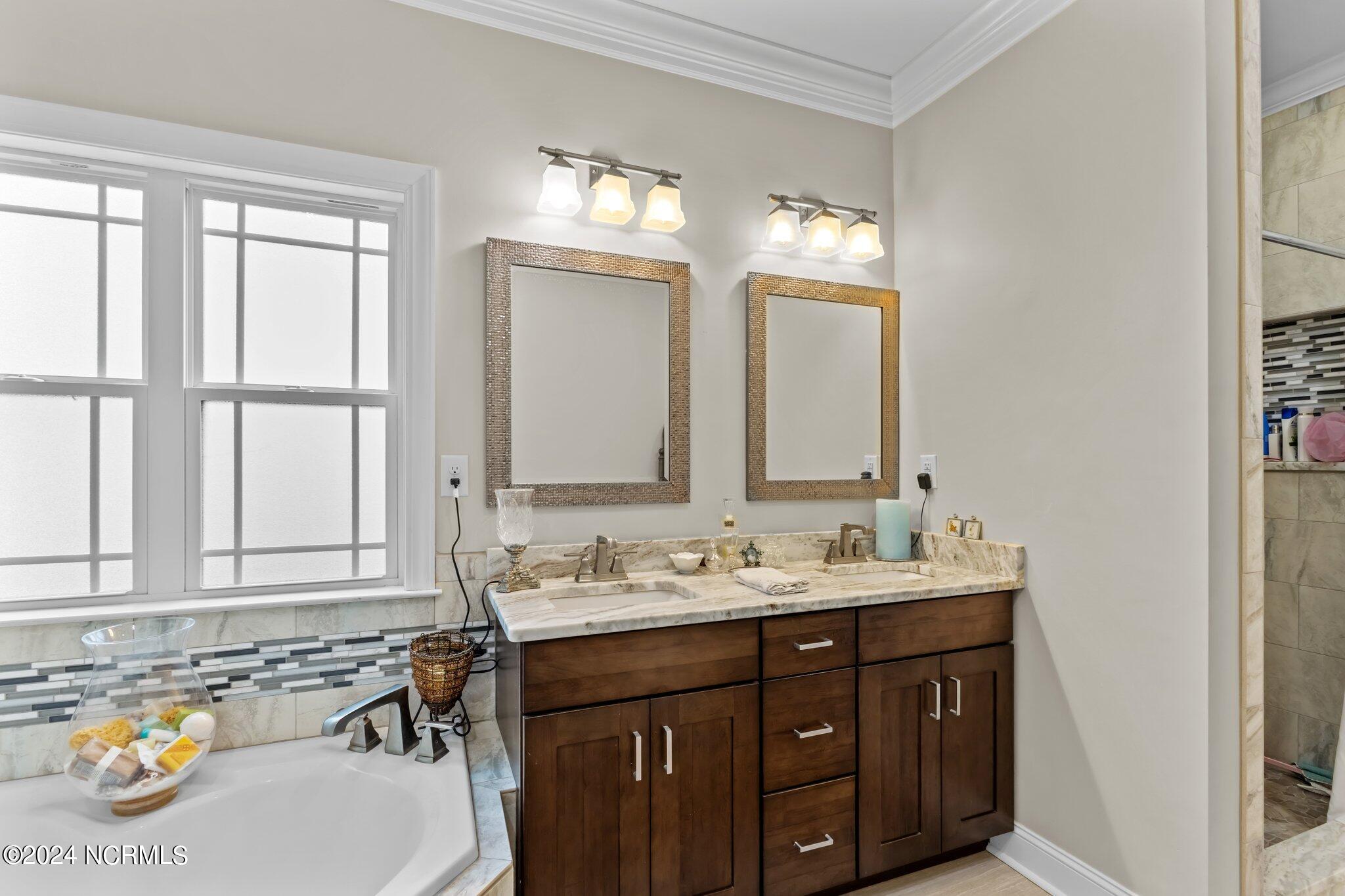 206 Quailwood Court Property Photo 18