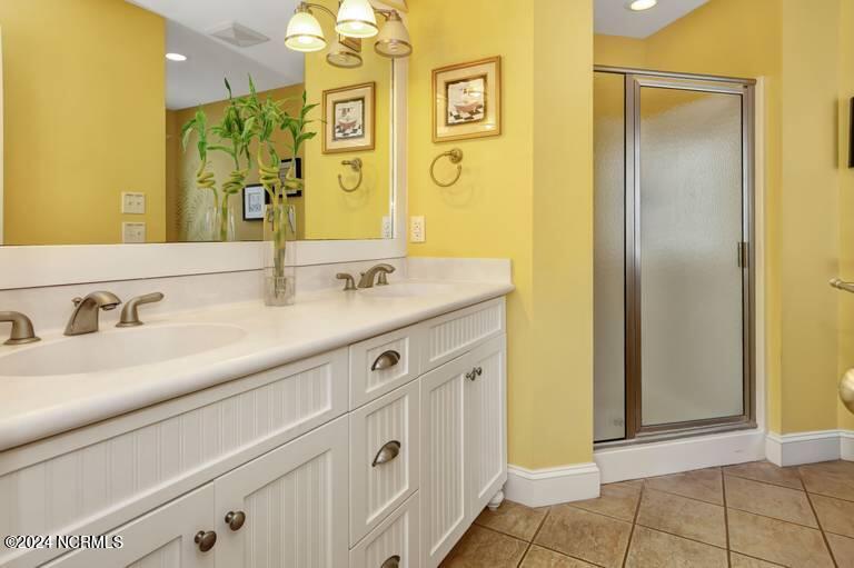 1911 Emerald Drive Property Photo 35