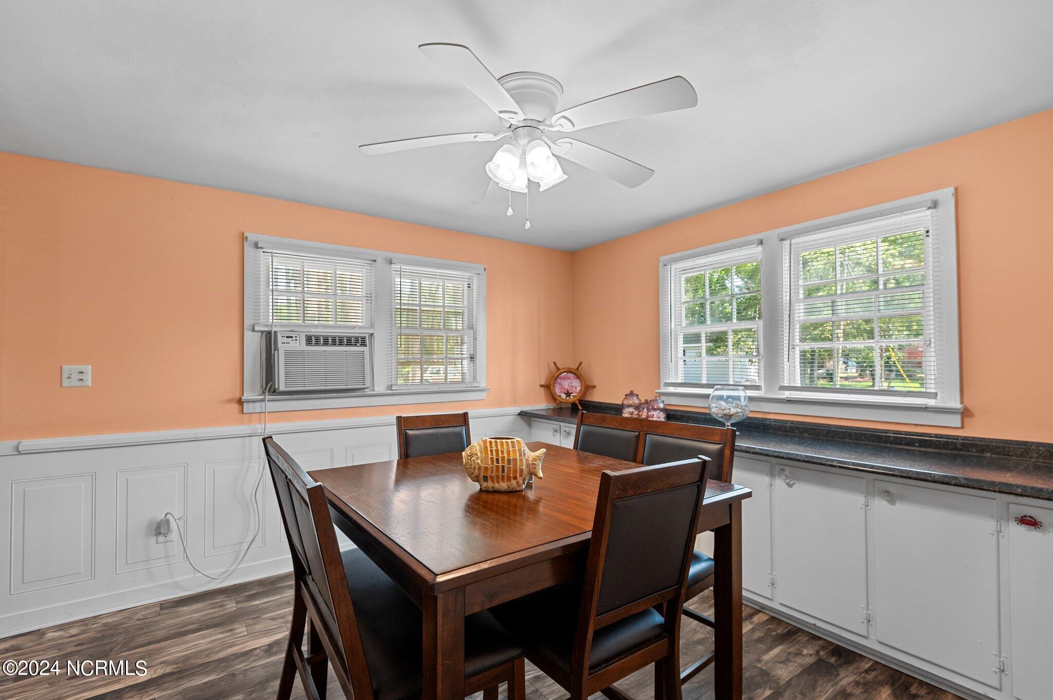 1179 Old Pamlico Beach Road Property Photo 4