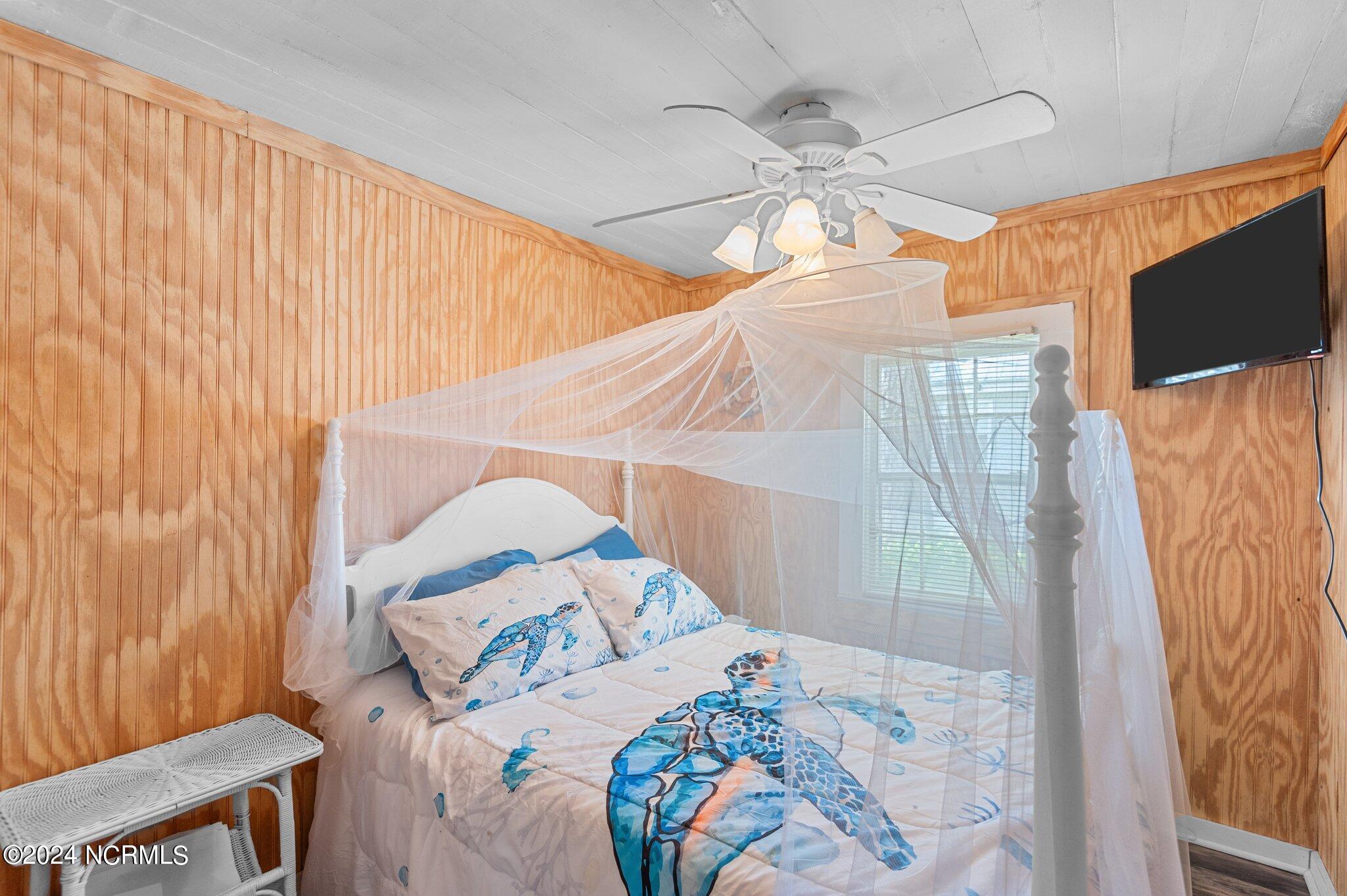 1179 Old Pamlico Beach Road Property Photo 11