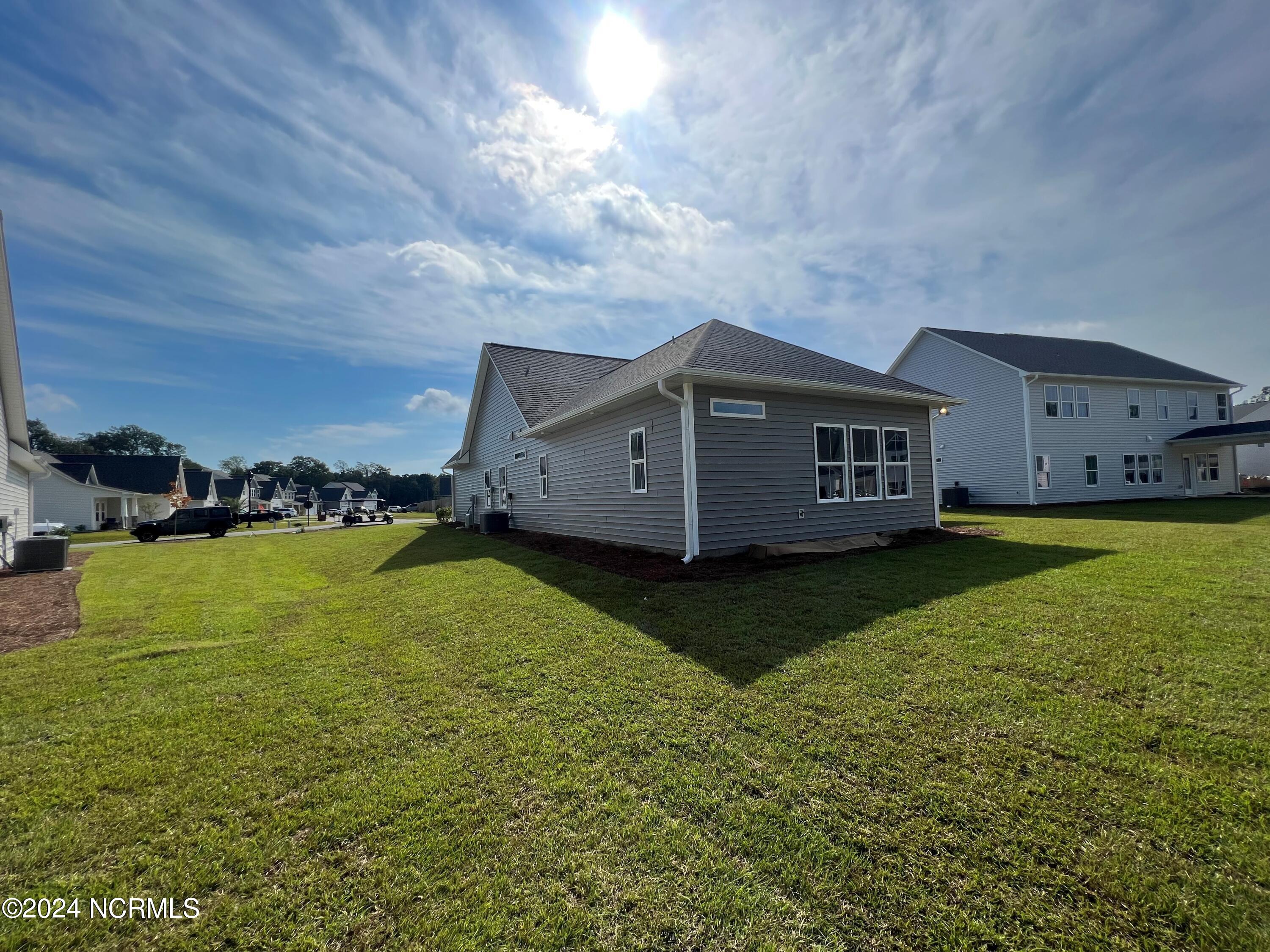 200 E Hennings Way Property Photo 5