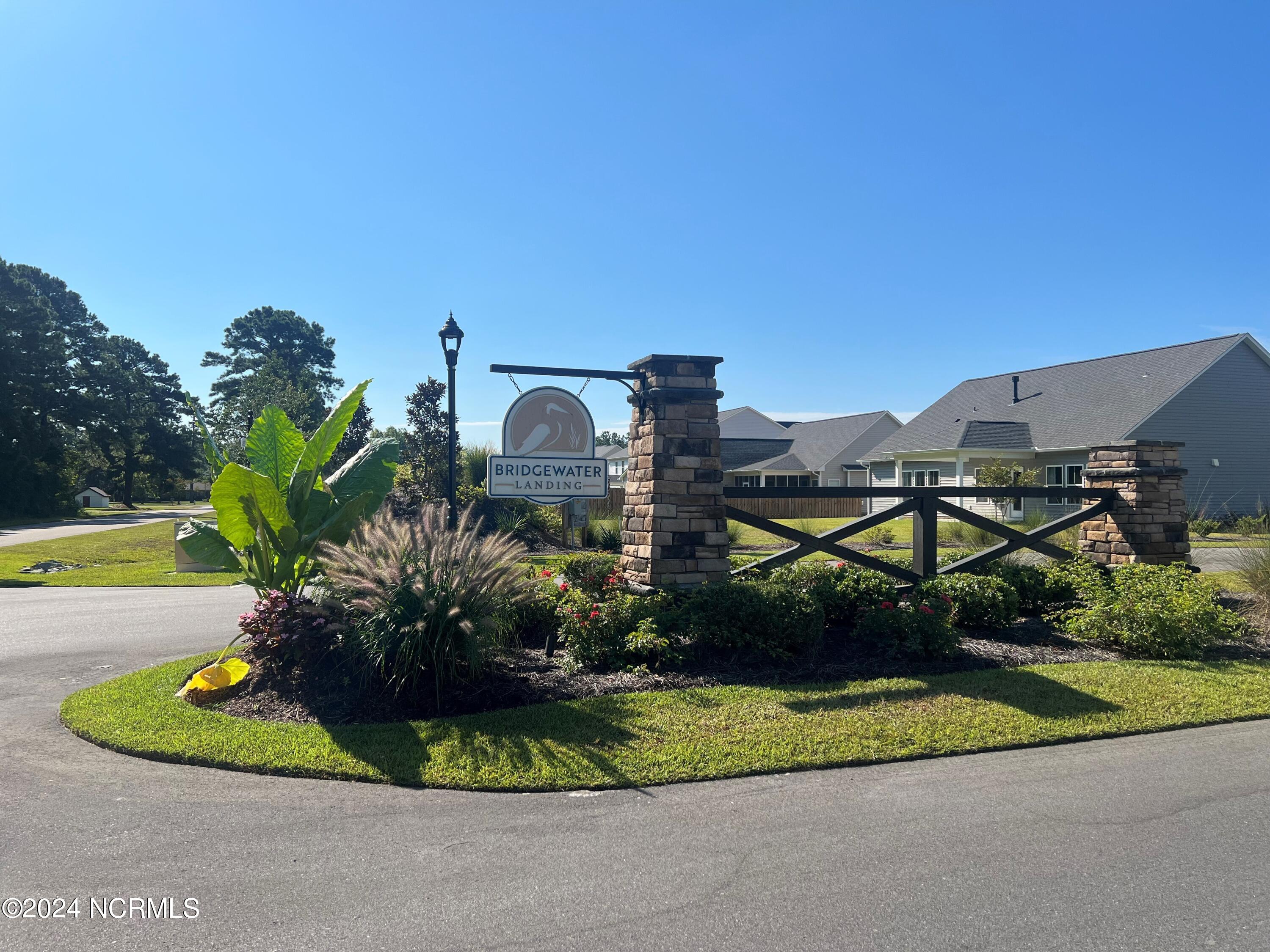 200 E Hennings Way Property Photo 14