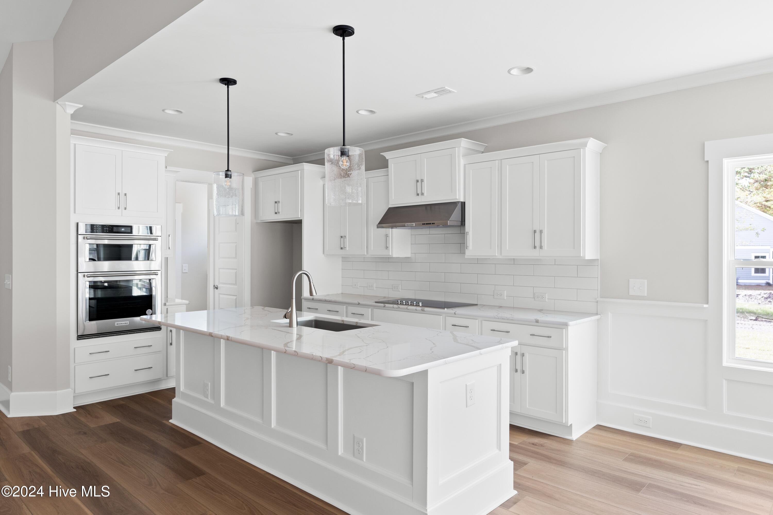 7431 Haddington Place Property Photo 16