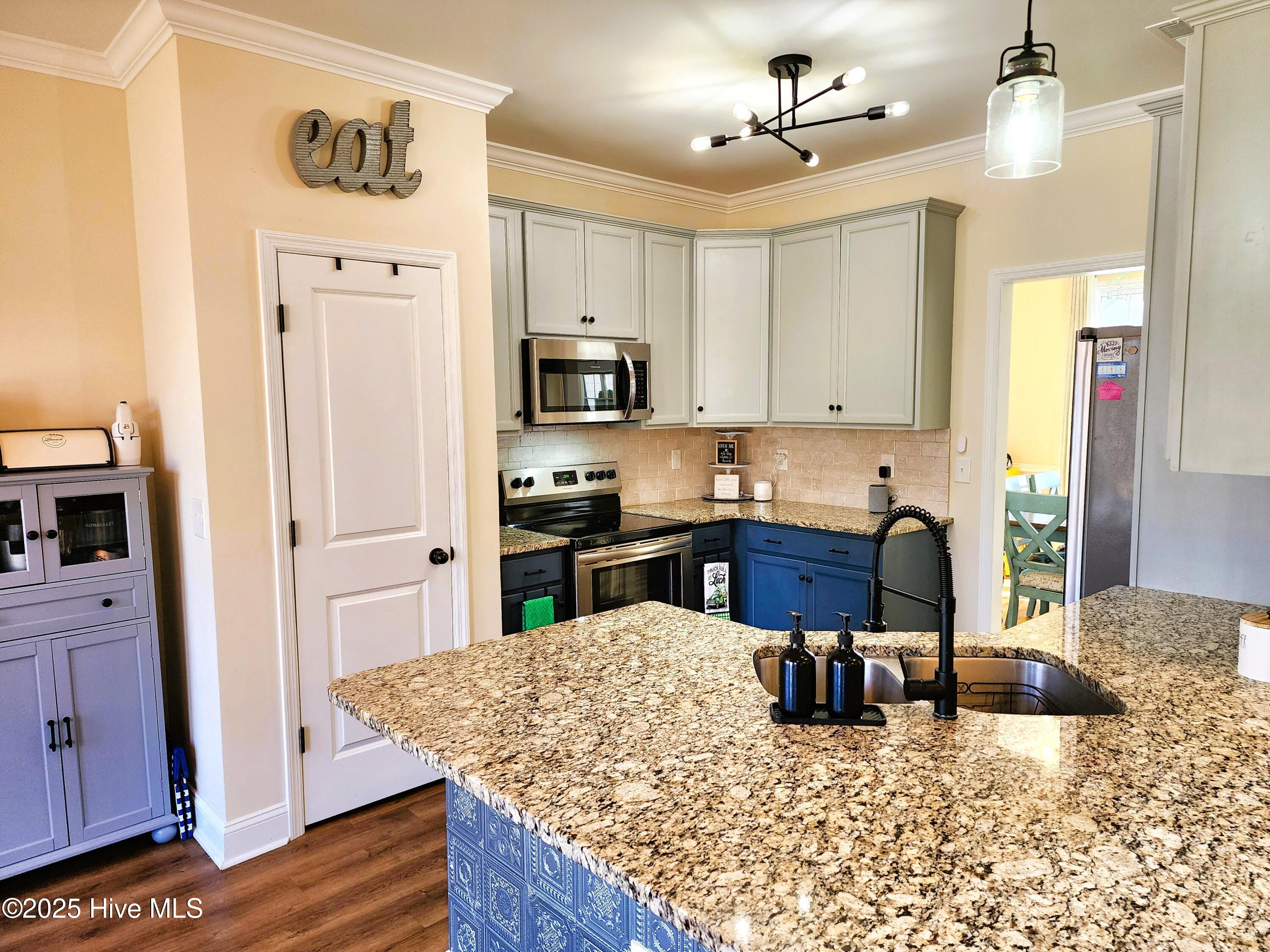 109 Ridge Cove Lane Property Photo 11