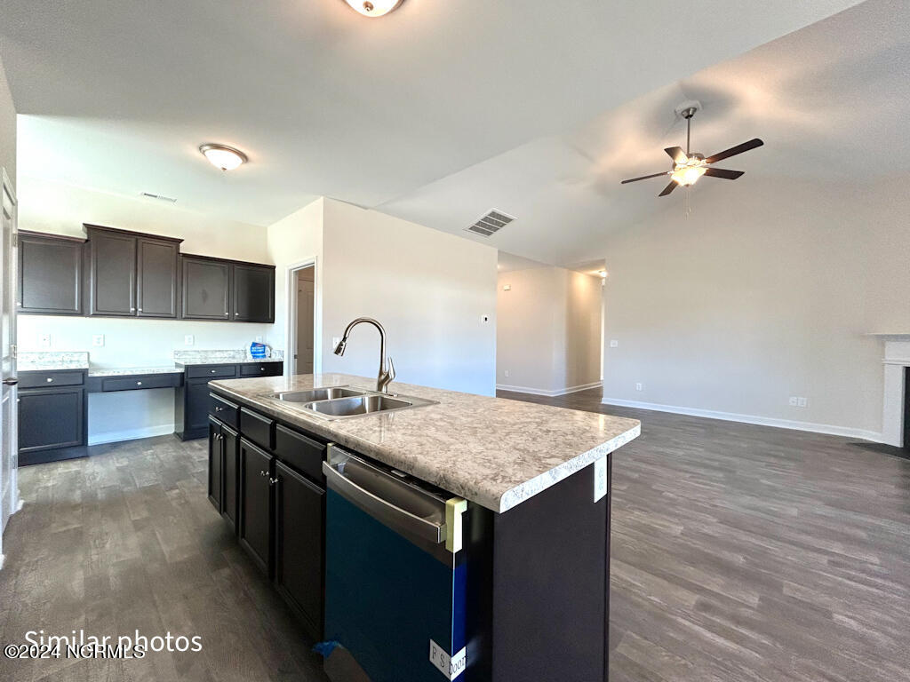 526 Orchard Creek Drive Property Photo 19