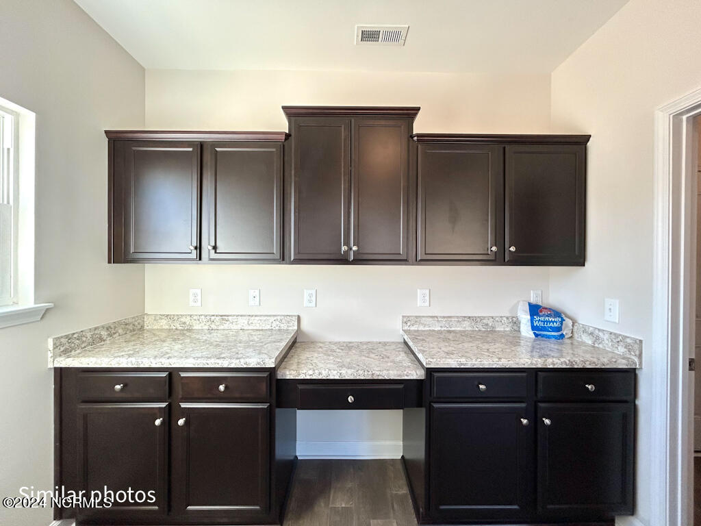 526 Orchard Creek Drive Property Photo 23