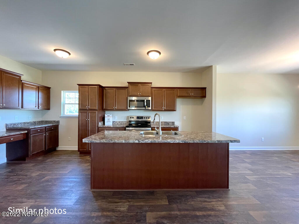 526 Orchard Creek Drive Property Photo 68