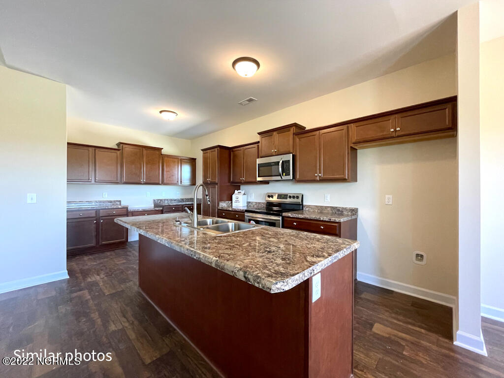 526 Orchard Creek Drive Property Photo 69