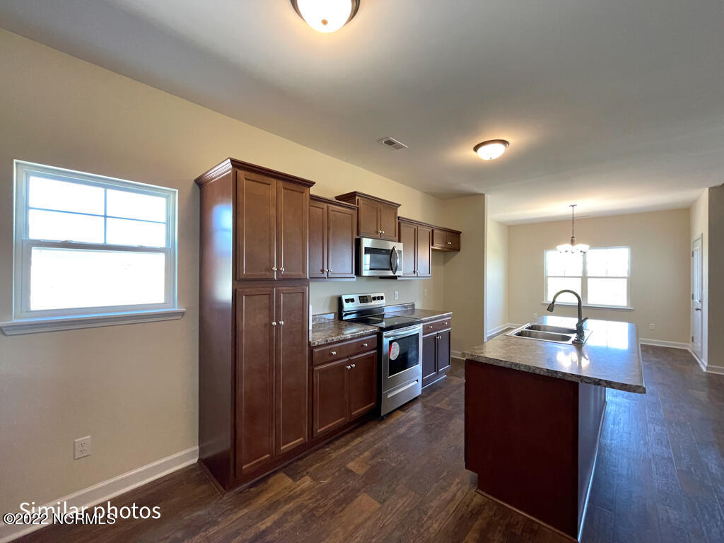 526 Orchard Creek Drive Property Photo 72
