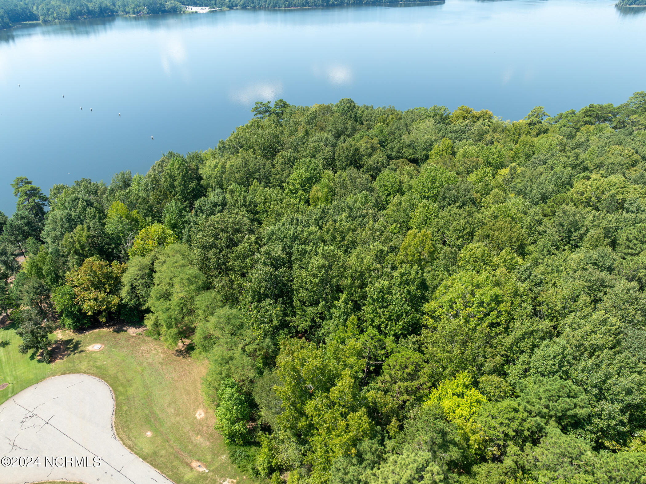 280 Riverhills Trail Property Photo 4