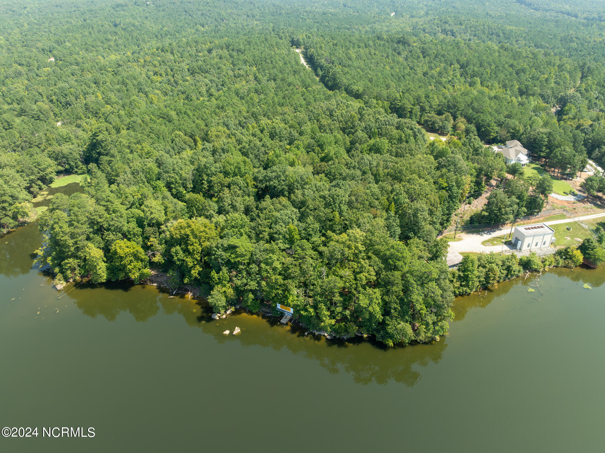 280 Riverhills Trail Property Photo 12