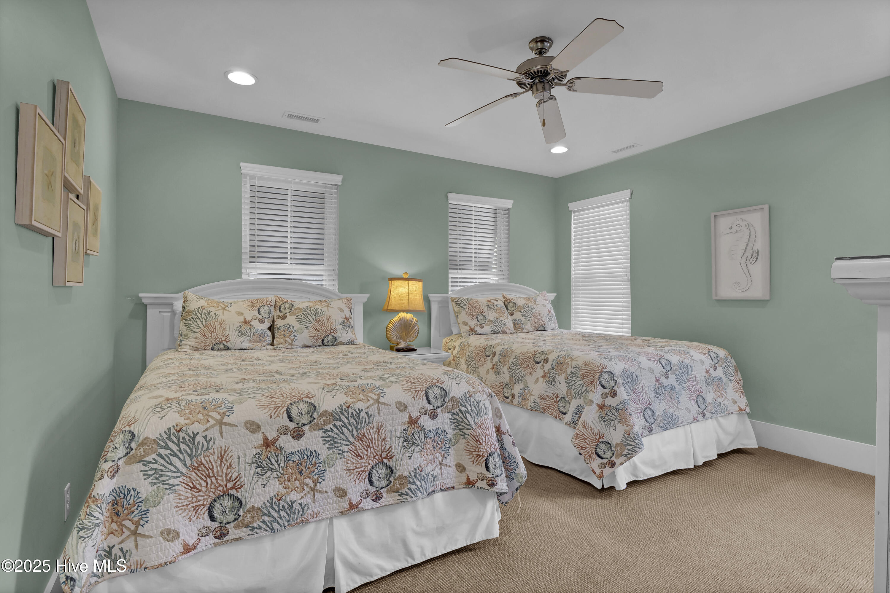 213 S Lumina Avenue Property Photo 31