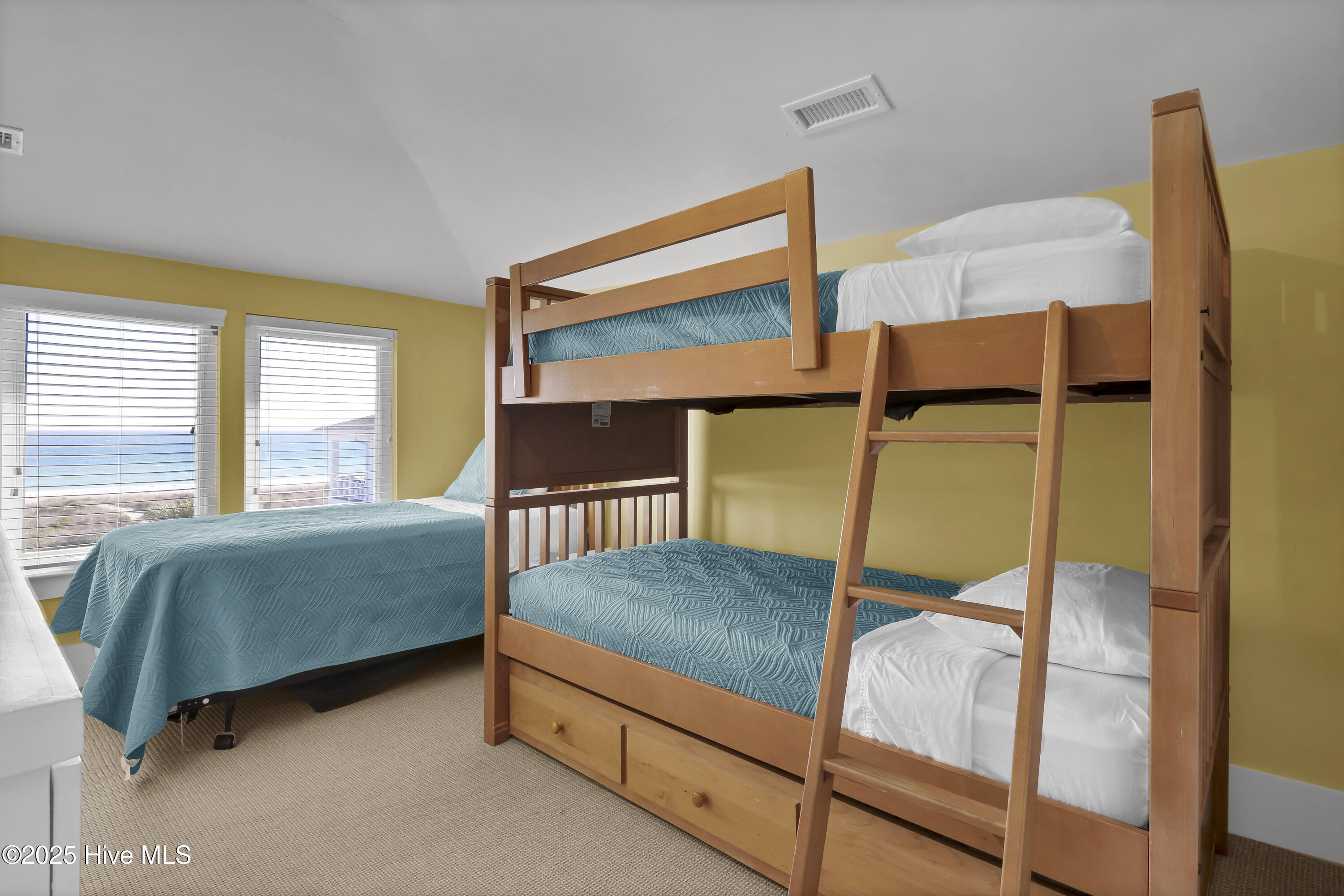 213 S Lumina Avenue Property Photo 49