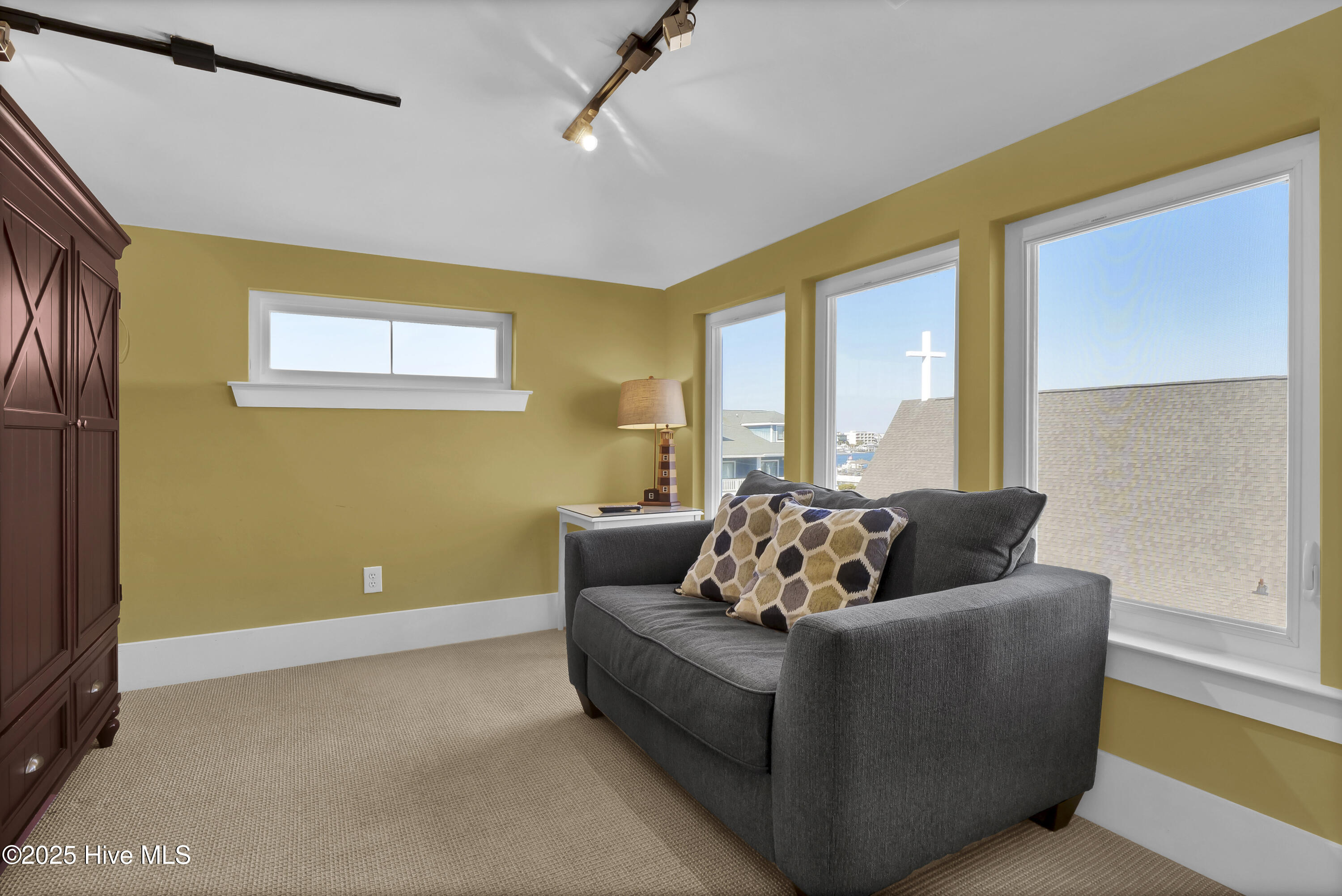 213 S Lumina Avenue Property Photo 50
