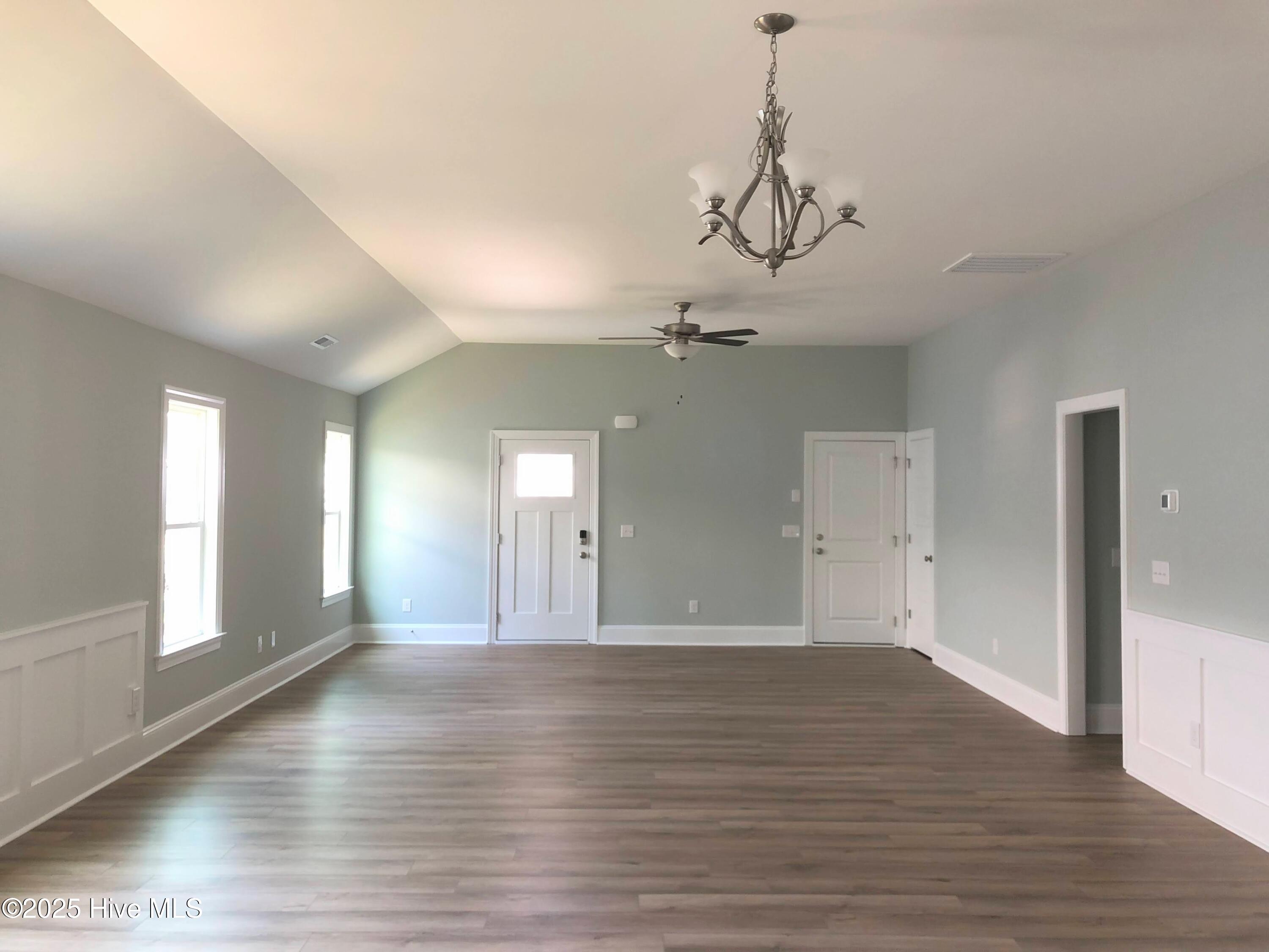 2483 Lake Ridge Drive Property Photo 7