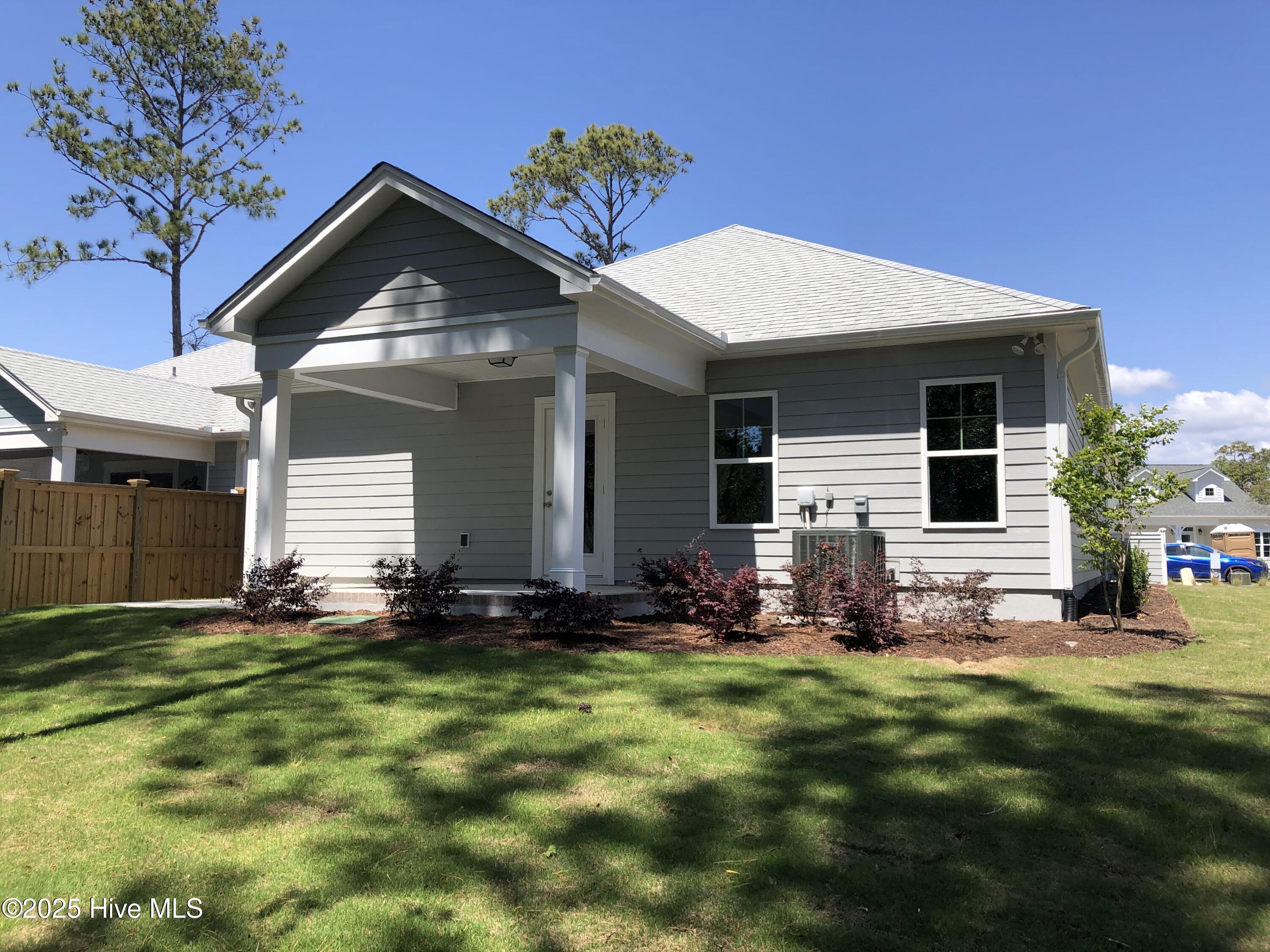 2483 Lake Ridge Drive Property Photo 16