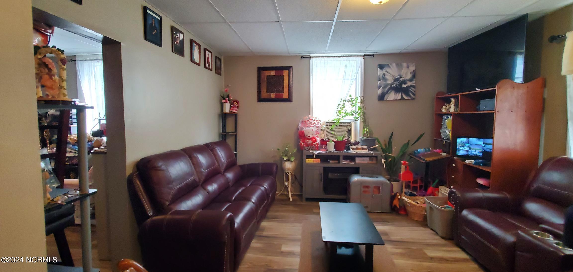414 Hackney Avenue Property Photo 2
