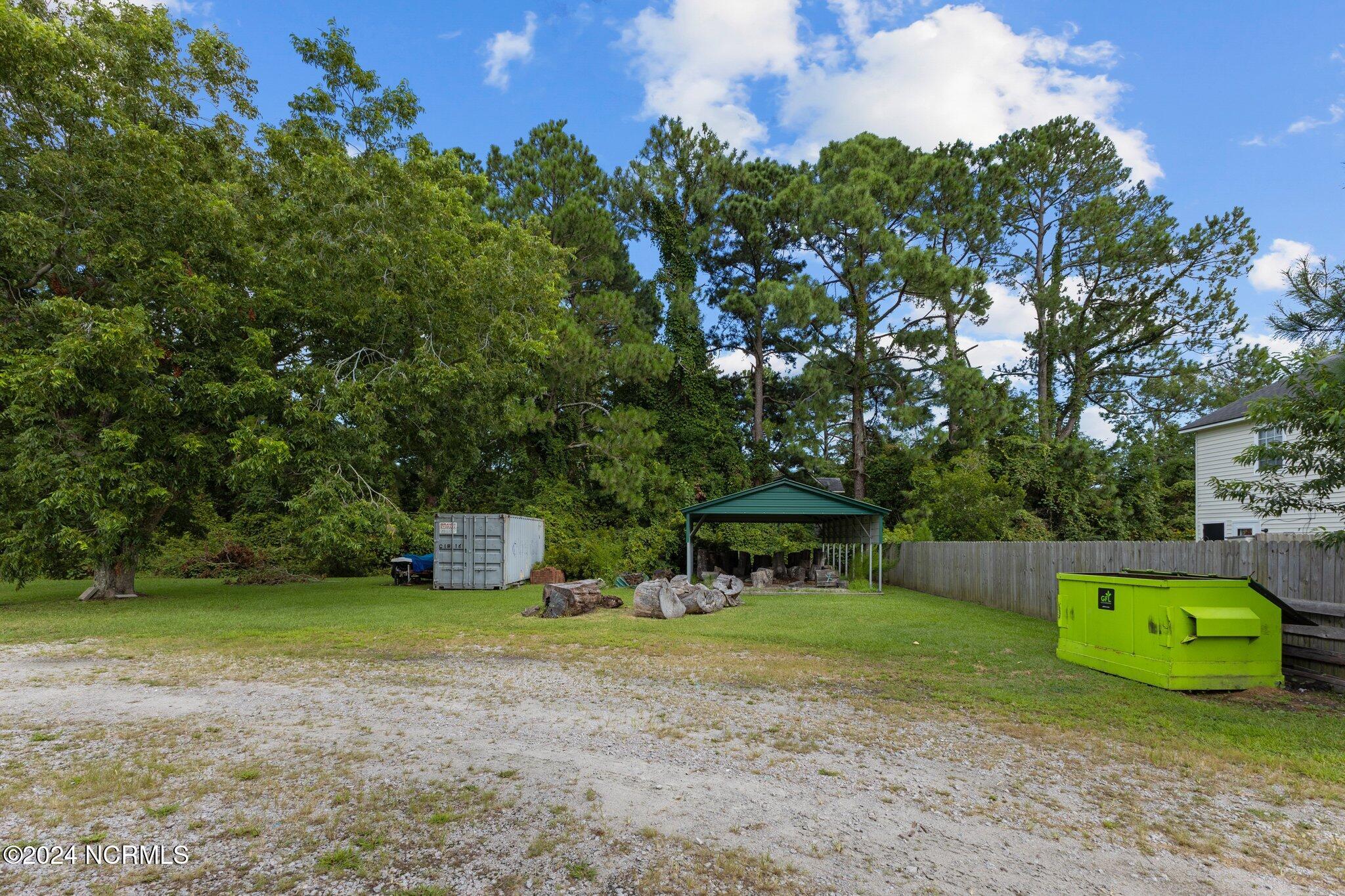 1622 Live Oak Street B Property Photo 32