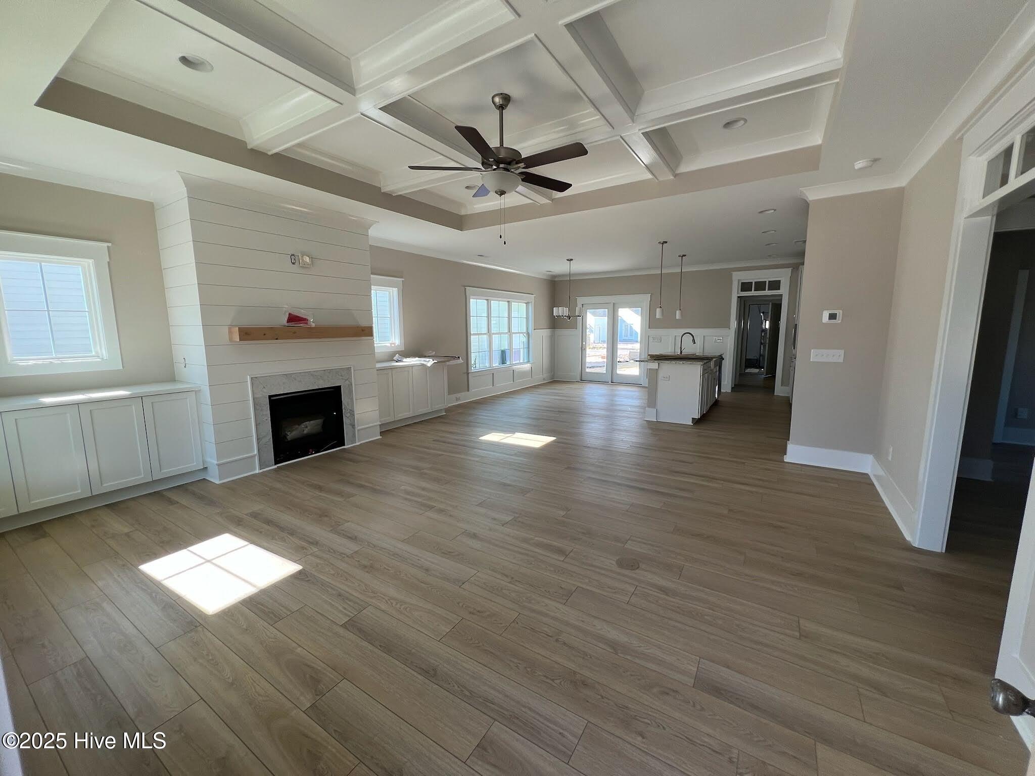 2482 Lake Ridge Drive Property Photo 5
