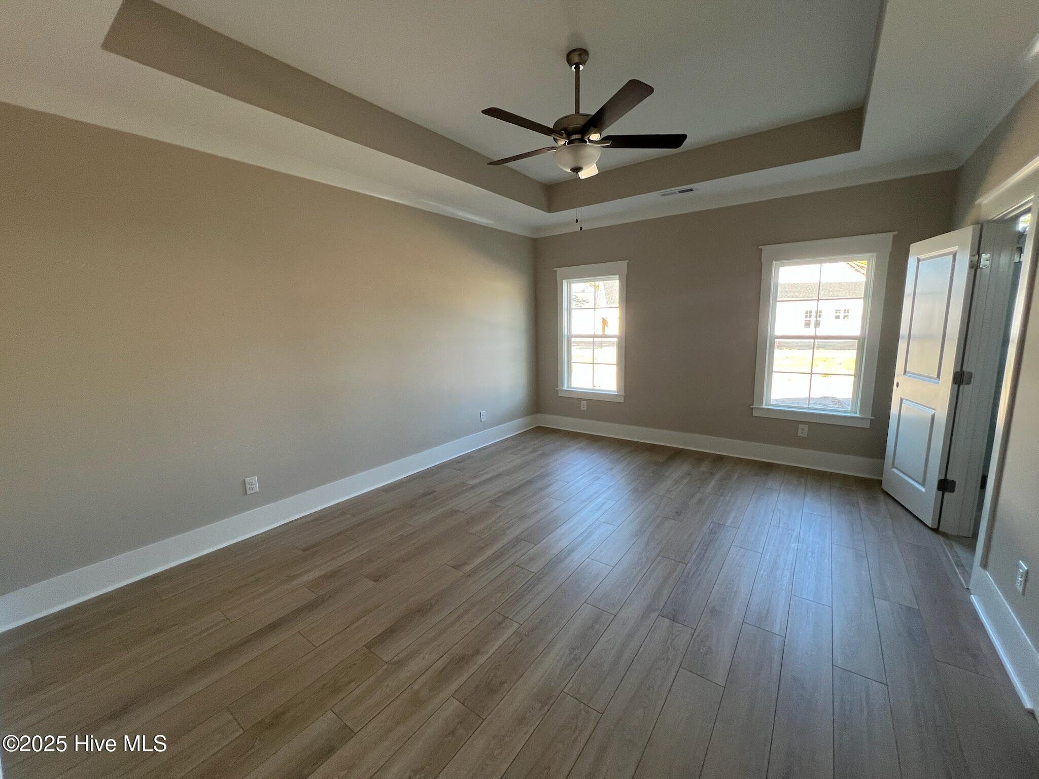 2482 Lake Ridge Drive Property Photo 9