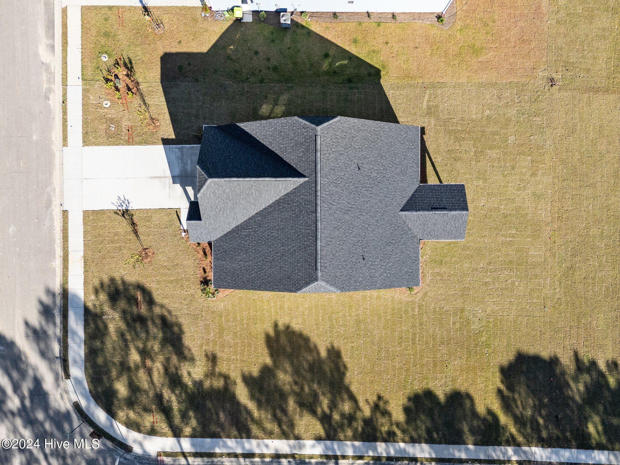 607 Ashvale Lane Property Photo 16