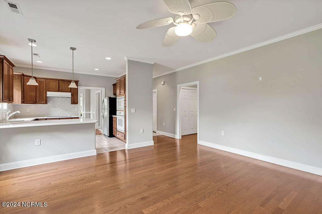1102 Lillibridge Drive Property Photo 16