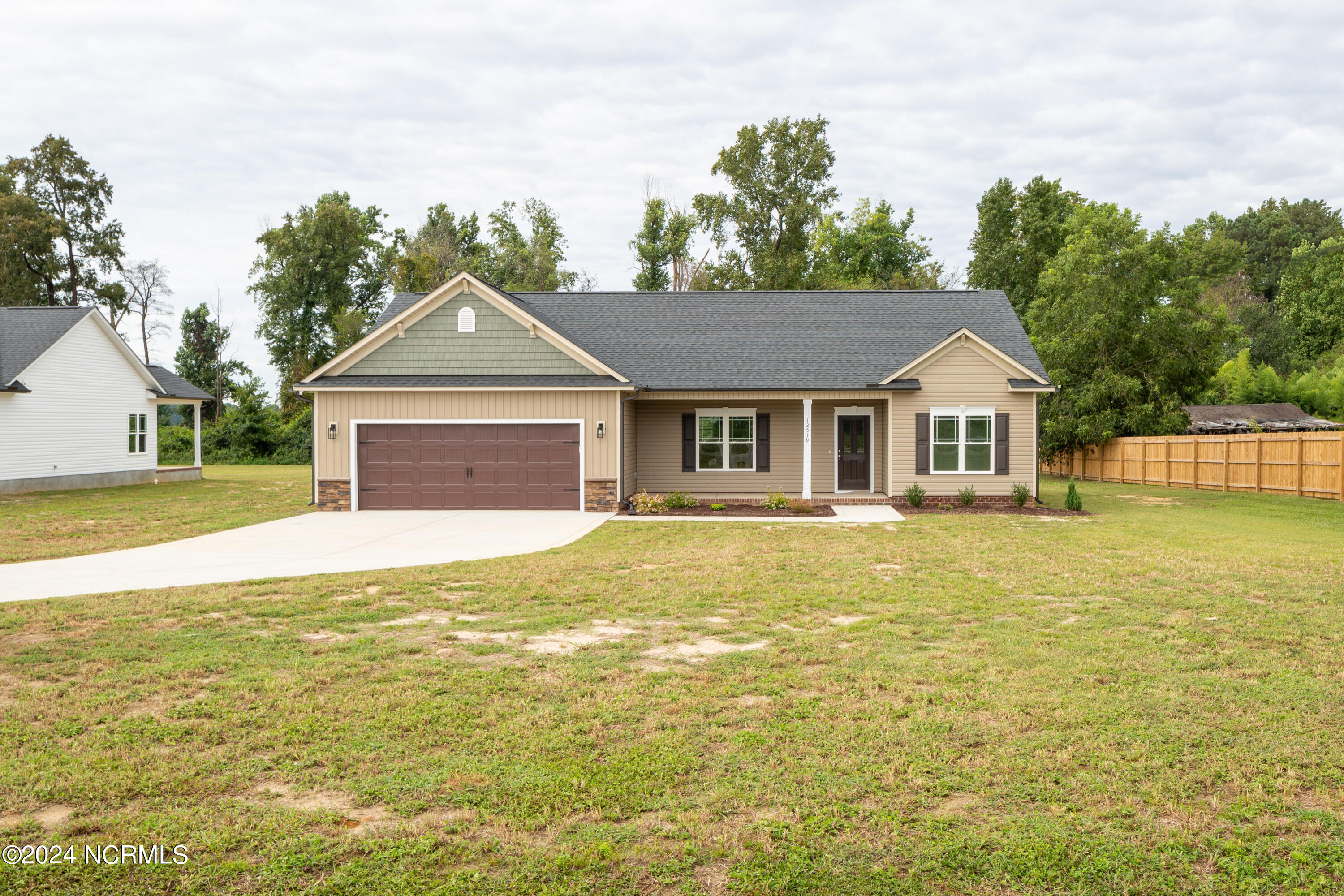 12519 N Us 421 Highway Property Photo
