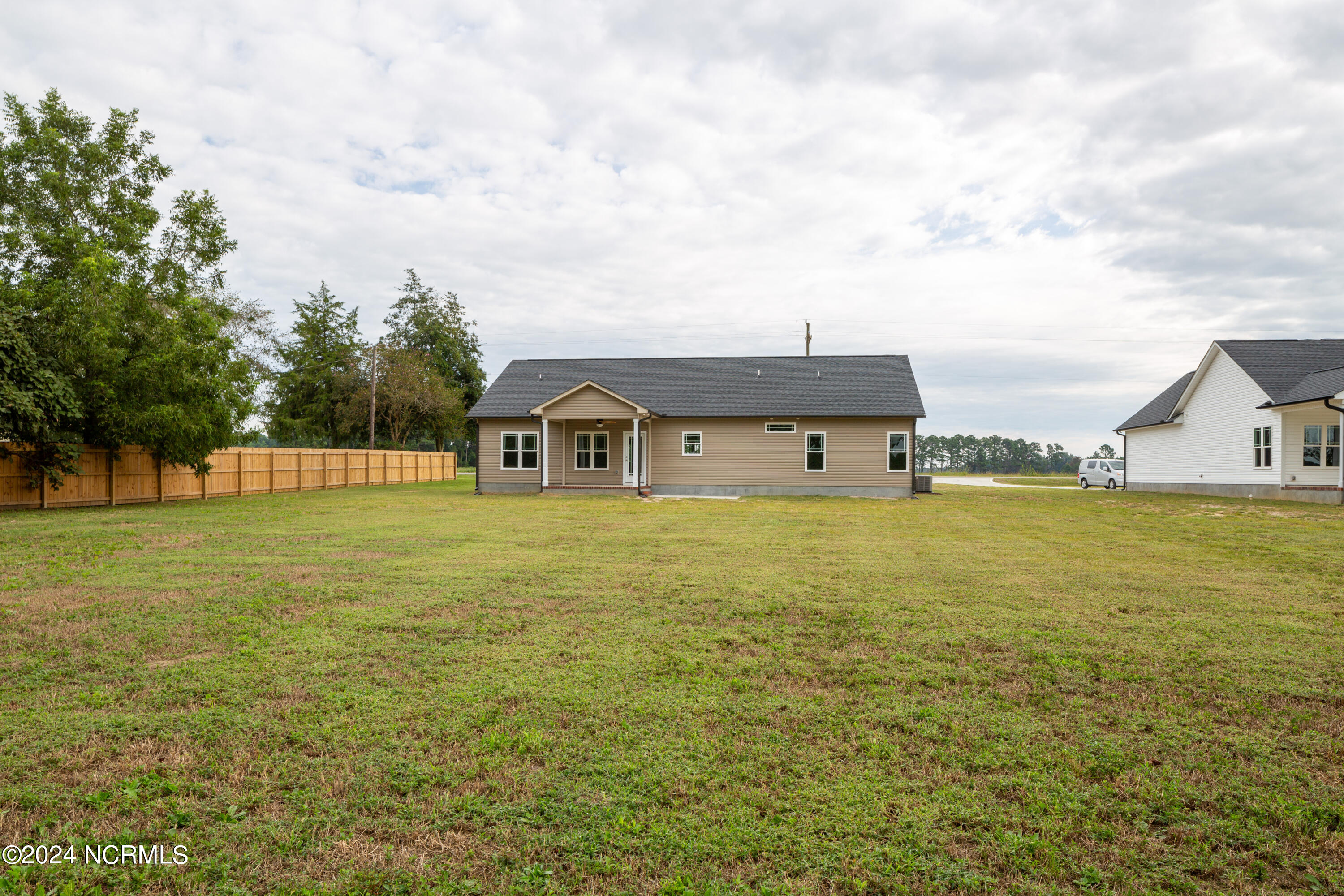 12519 N Us 421 Highway Property Photo 31