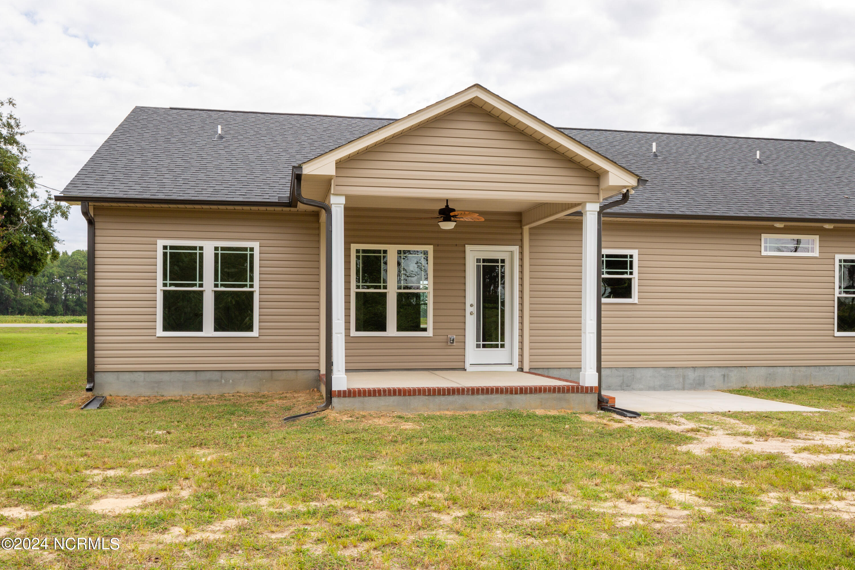 12519 N Us 421 Highway Property Photo 32