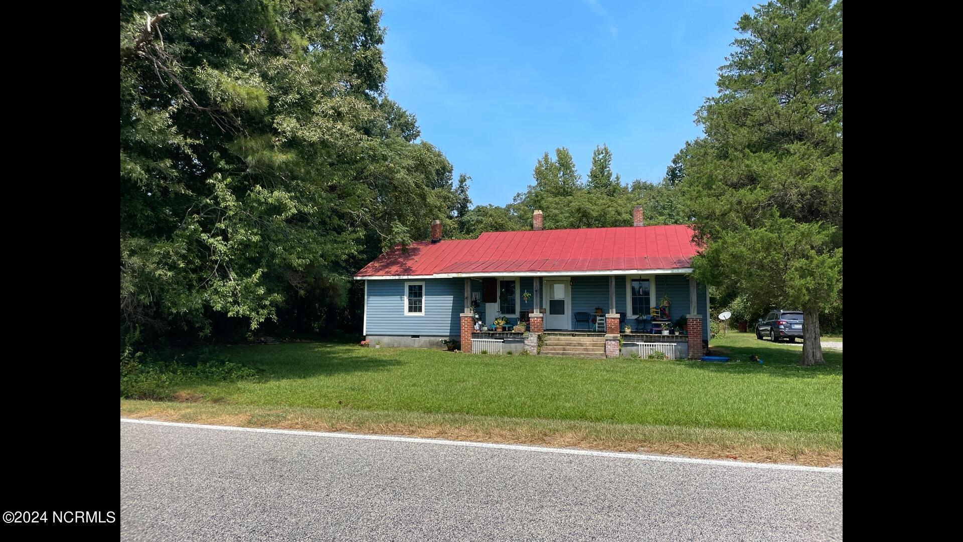3736 Wells Road Property Photo 2